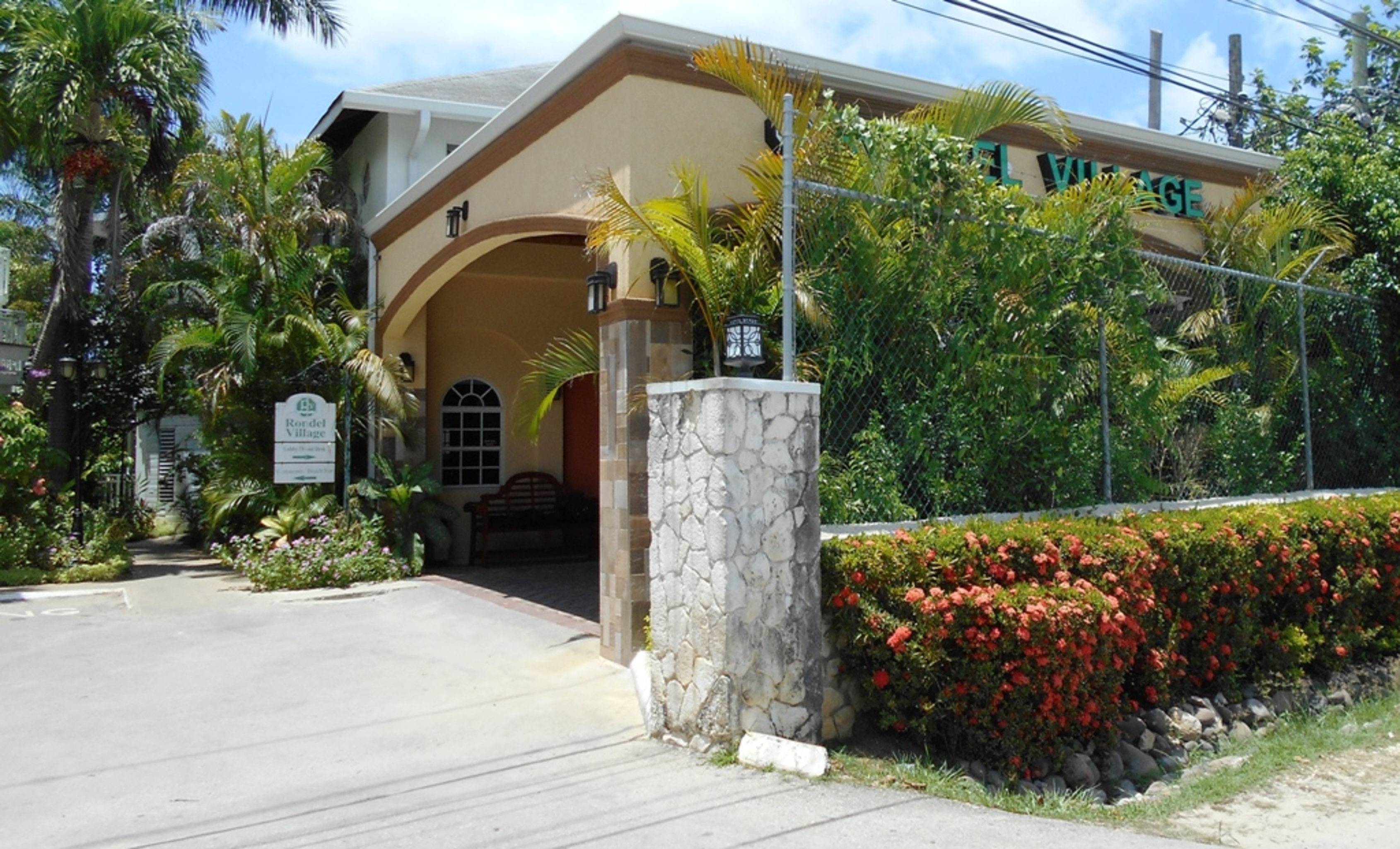 Rondel Village by null