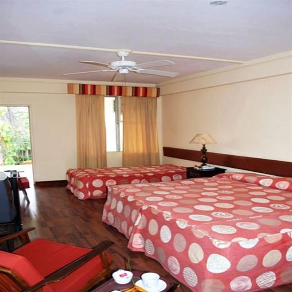 Mandeville Hotel by null