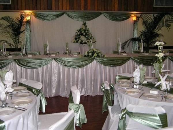 Mandeville Hotel by null