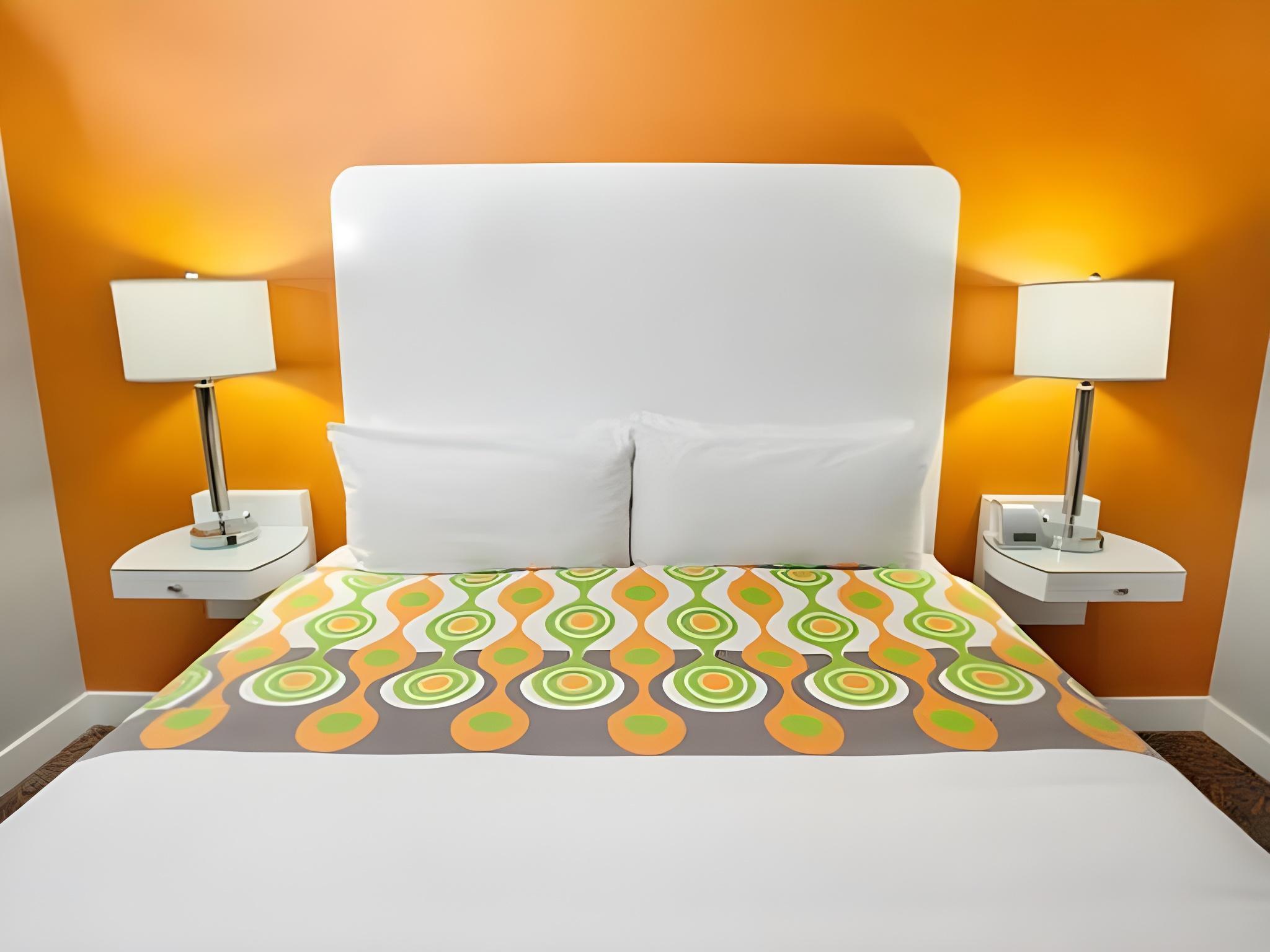 Sportsmen's Lodge Hotel by null