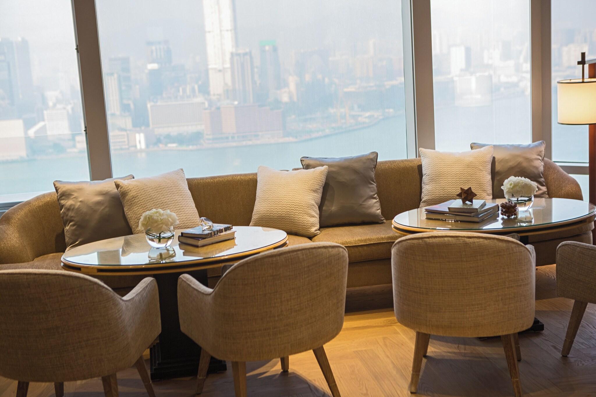 Renaissance Hong Kong Harbour View Hotel by null