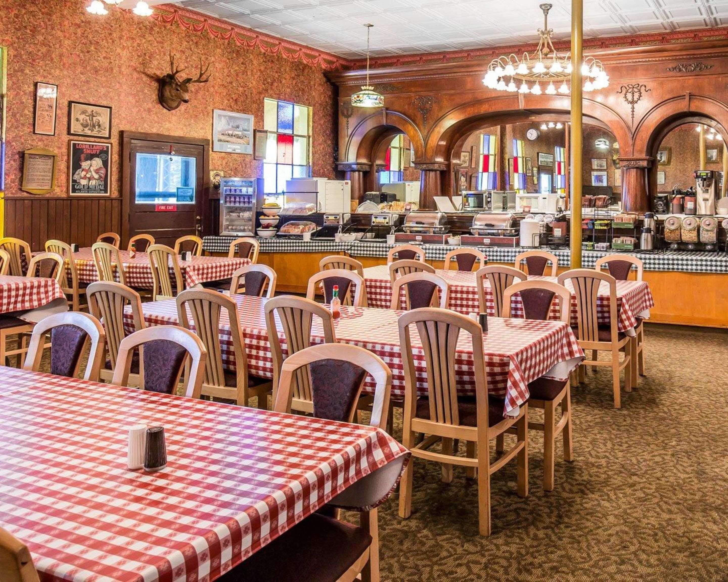 Comfort Inn at Buffalo Bill Village Resort