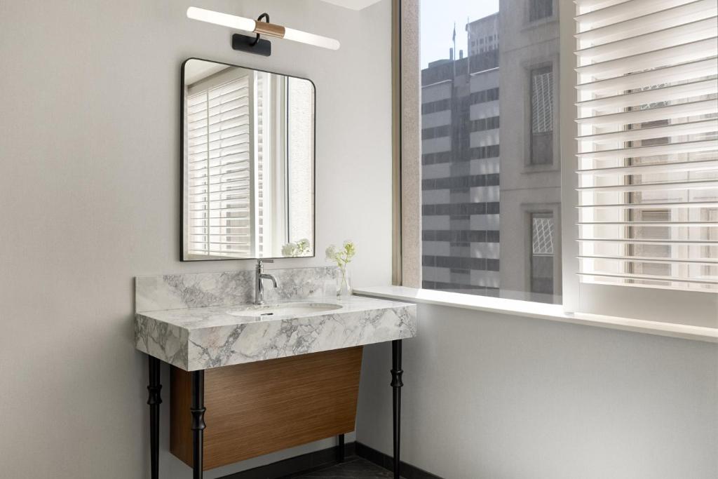 Kimpton Hotel Monaco Seattle by null