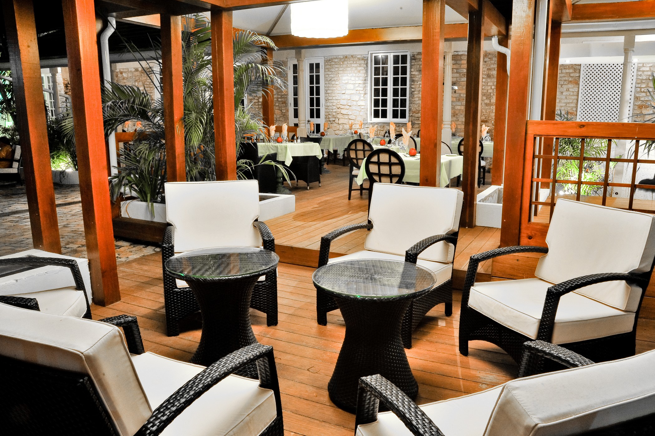 Island Inn