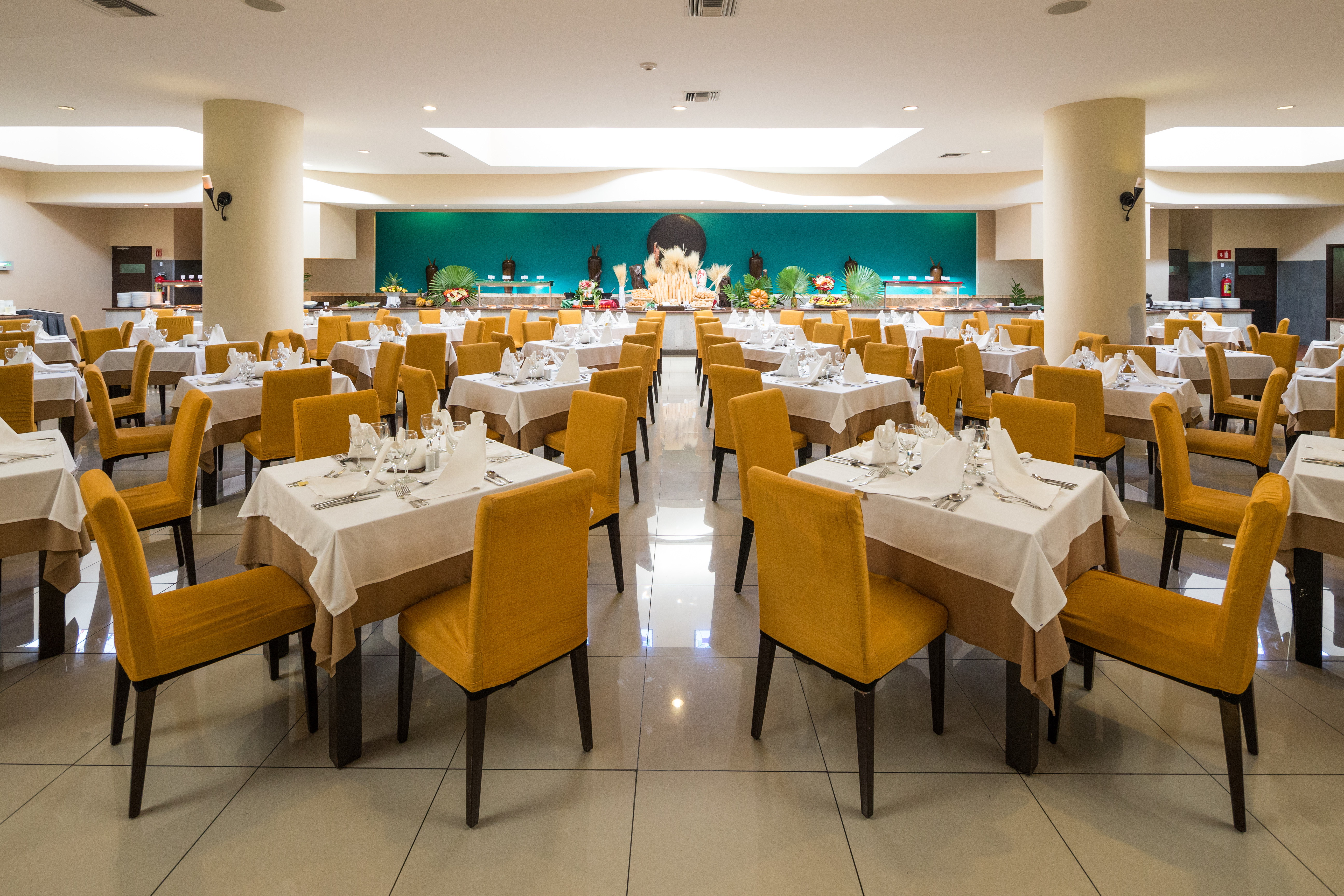 BlueBay Grand Esmeralda