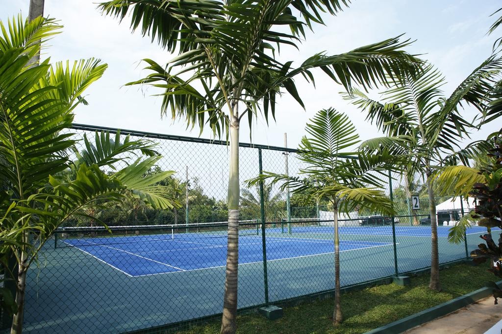 Pegasus Reef - A Beach Resort in Colombo