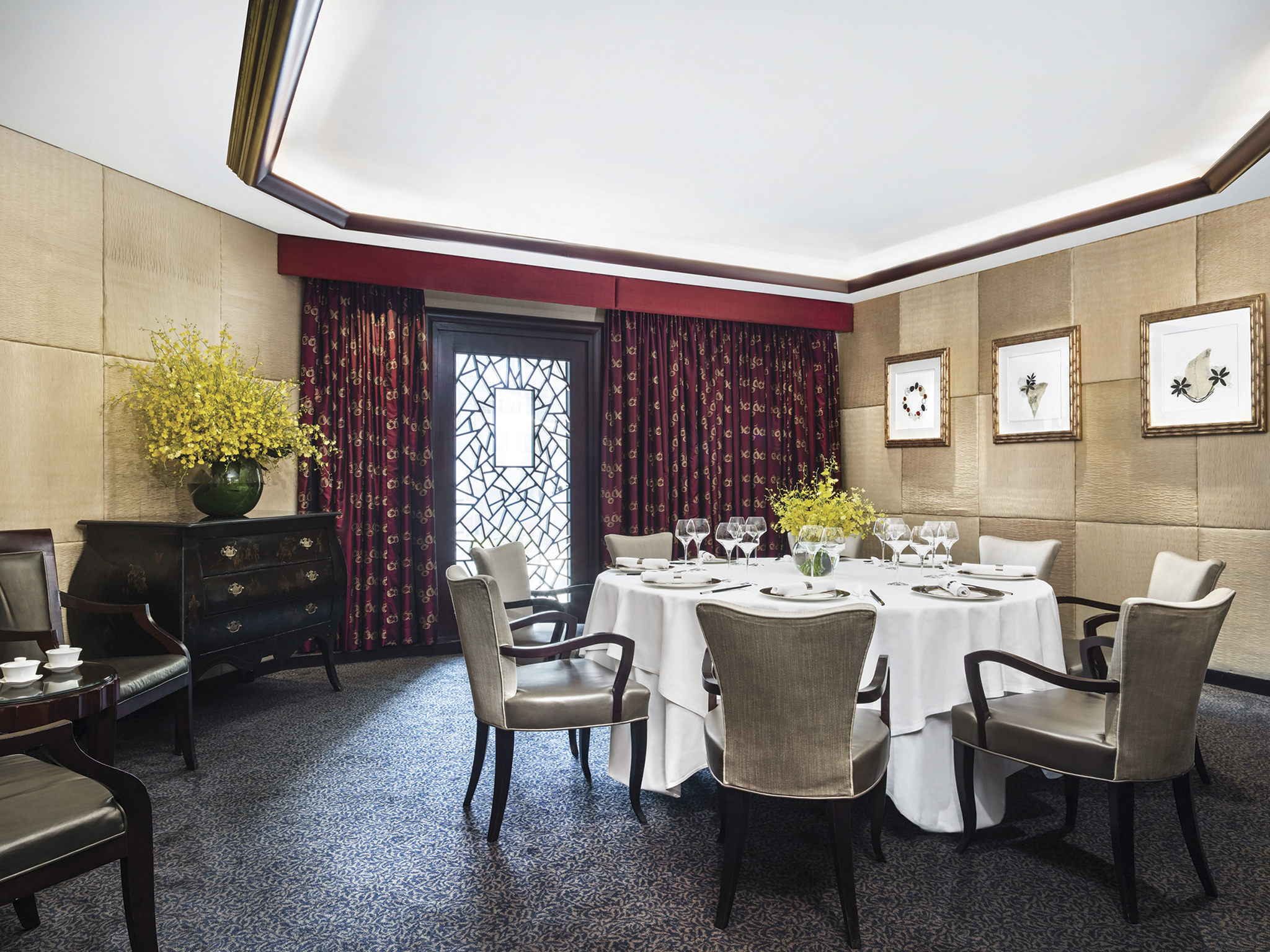 The Langham, Hong Kong by null