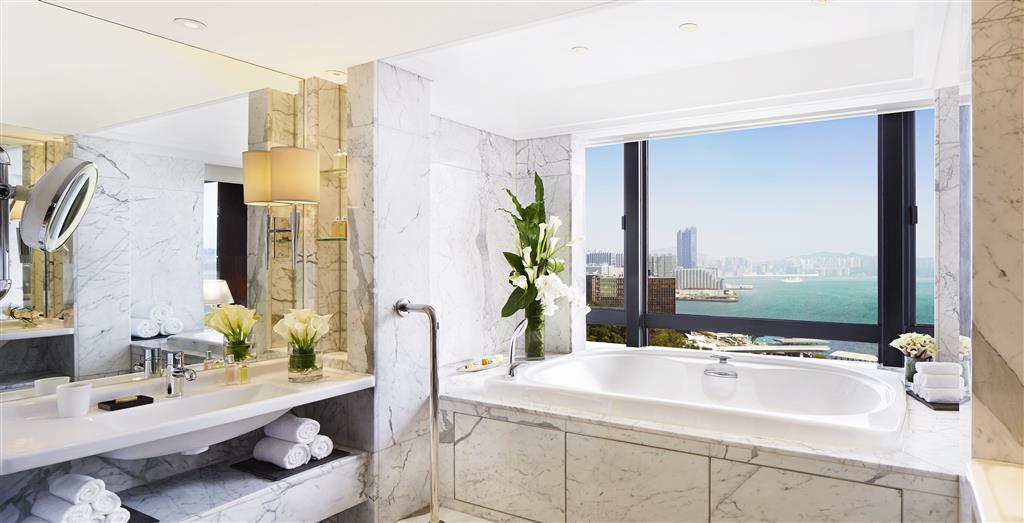 Sheraton Hong Kong Hotel & Towers by null