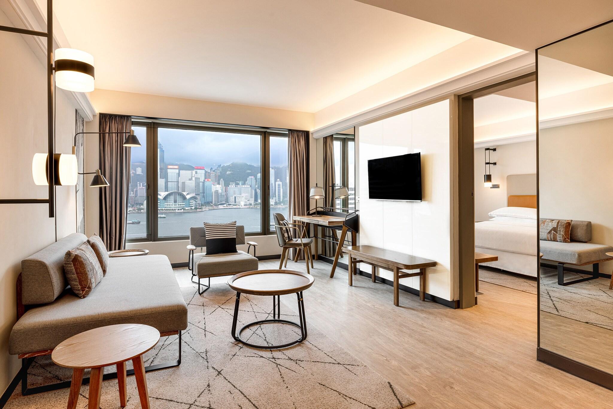 Sheraton Hong Kong Hotel & Towers by null