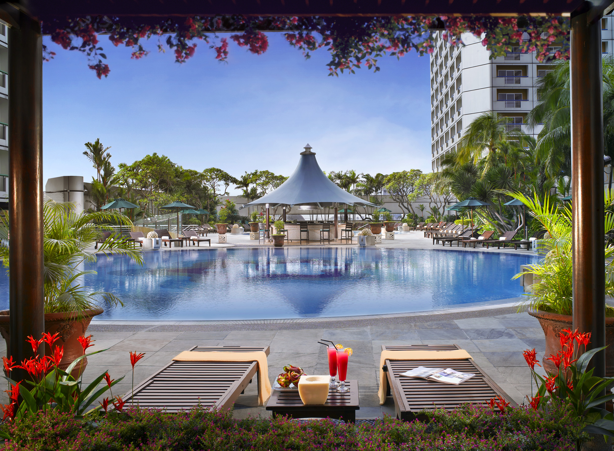 Swissôtel The Stamford Singapore by null