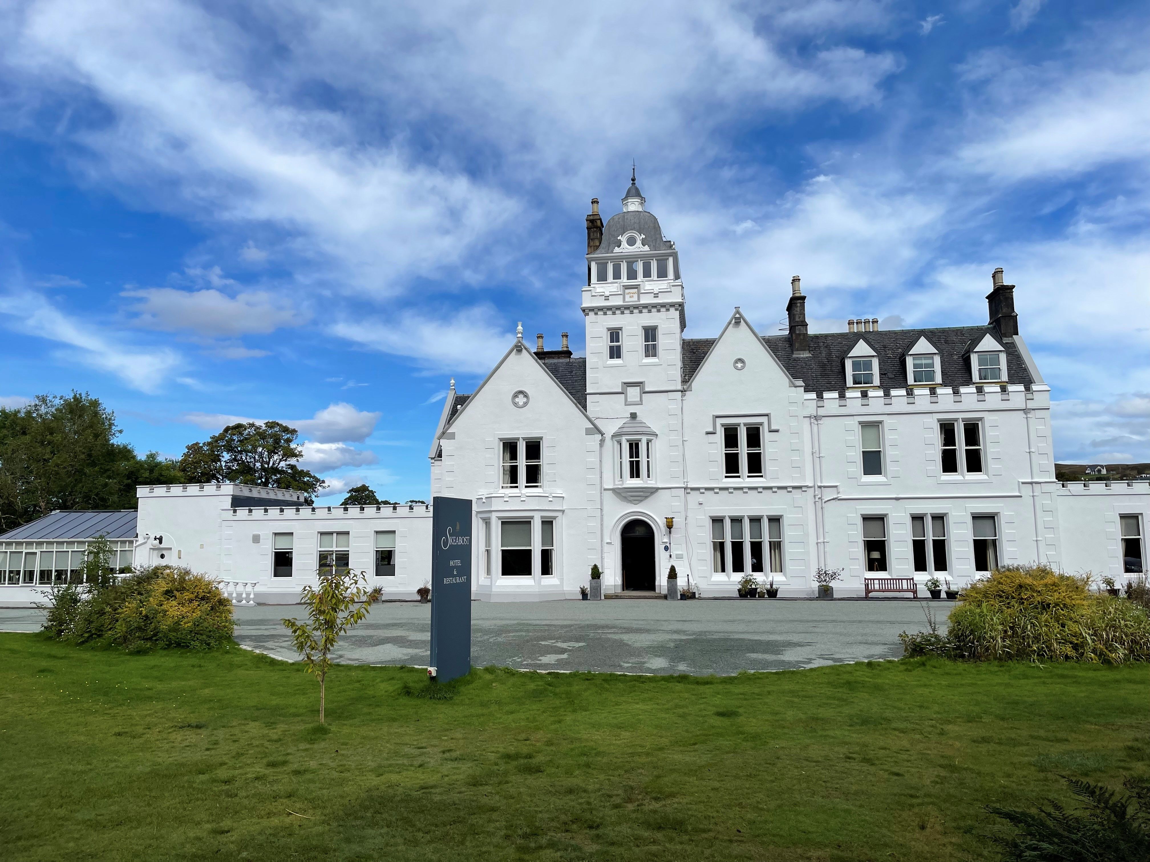 Skeabost Hotel