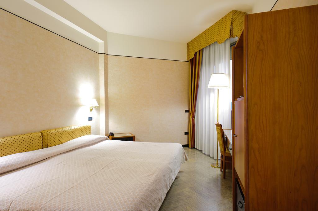 Clarion Hotel Admiral Palace - photo