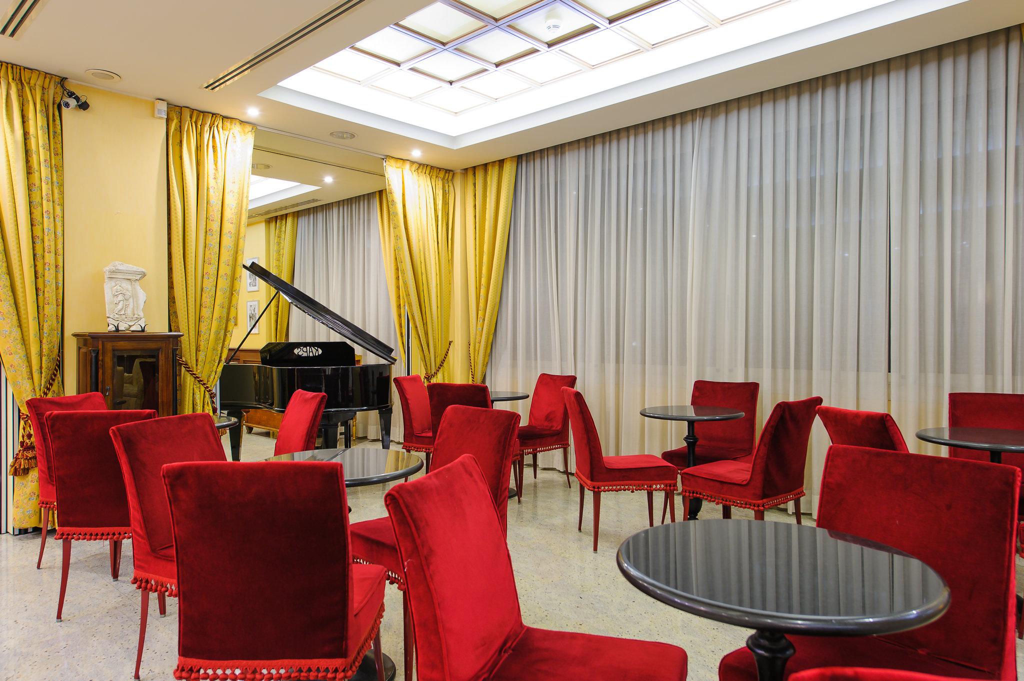 Clarion Hotel Admiral Palace - photo