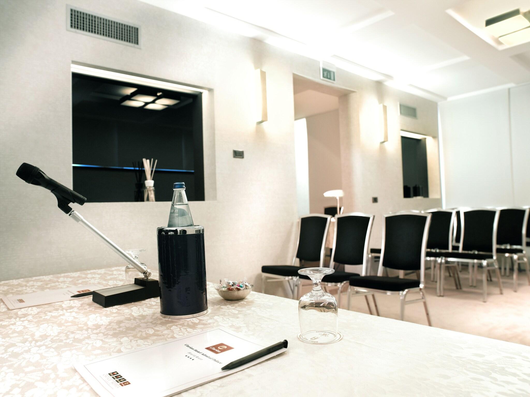 Clarion Hotel Admiral Palace - photo