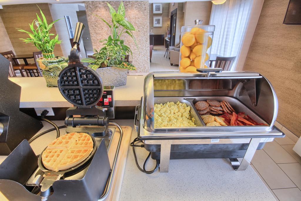 Comfort Inn Guelph by null