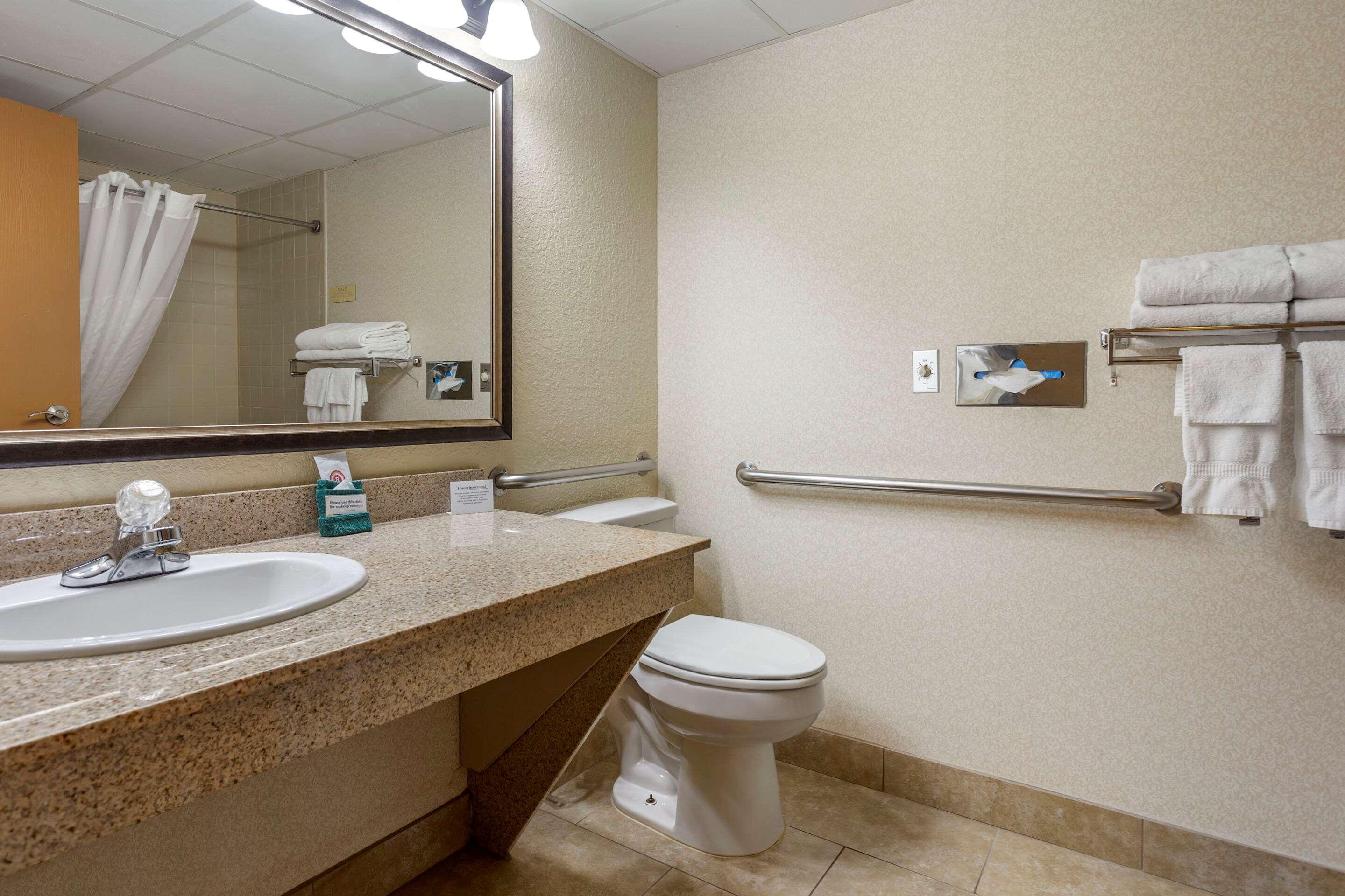 Comfort Inn at Thousand Hills