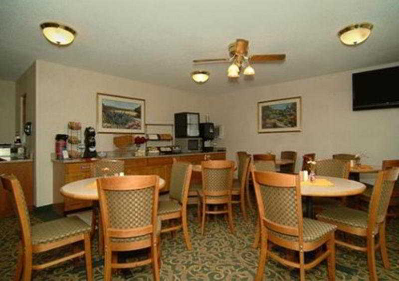Quality Inn South Cedar Rapids