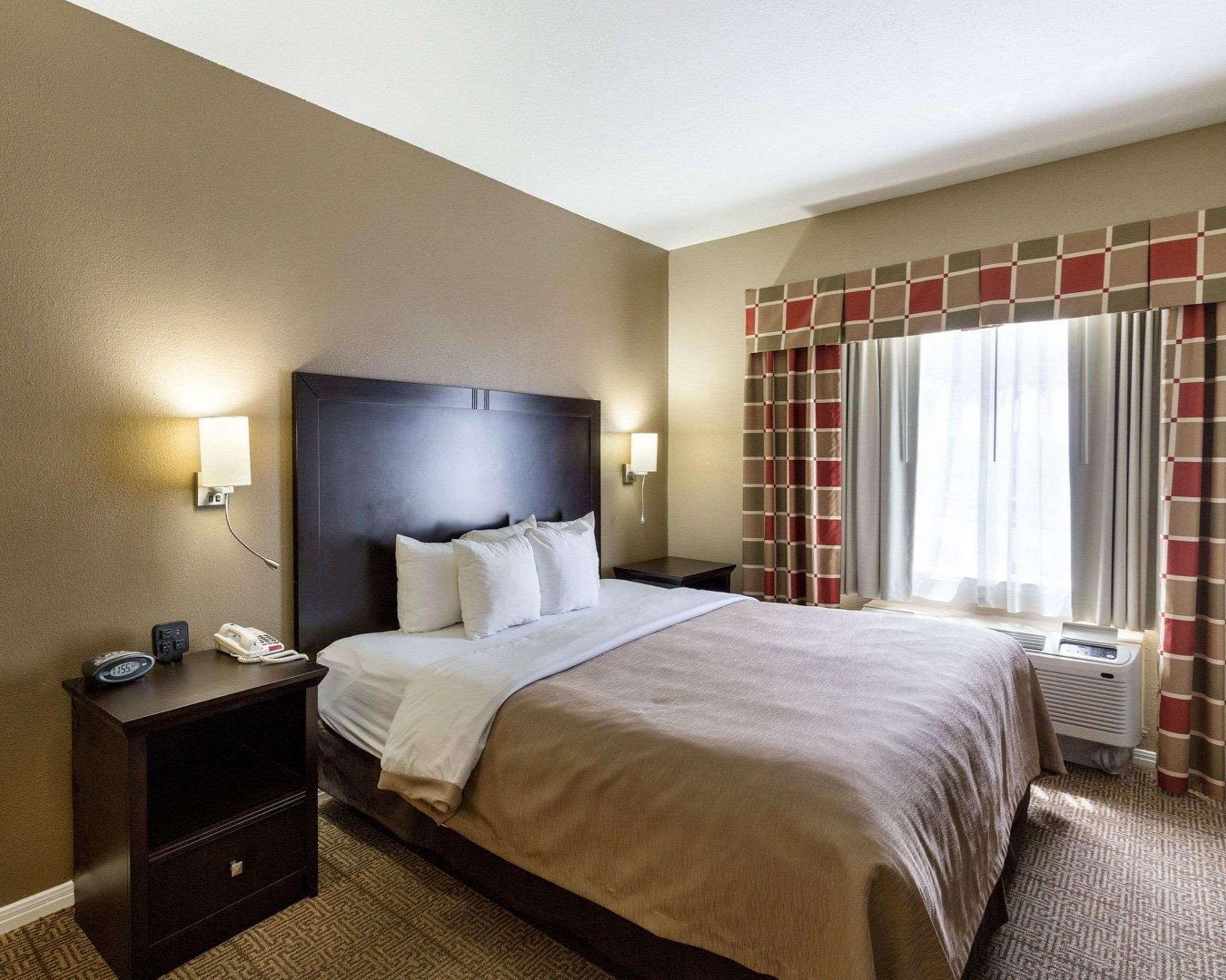 Quality Suites Houston Nw Cy-Fair