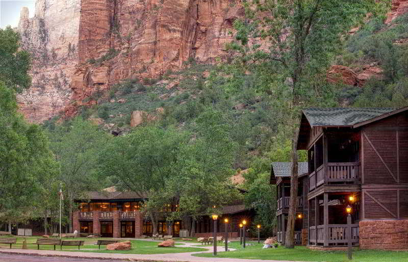 Zion National Park Lodge by null
