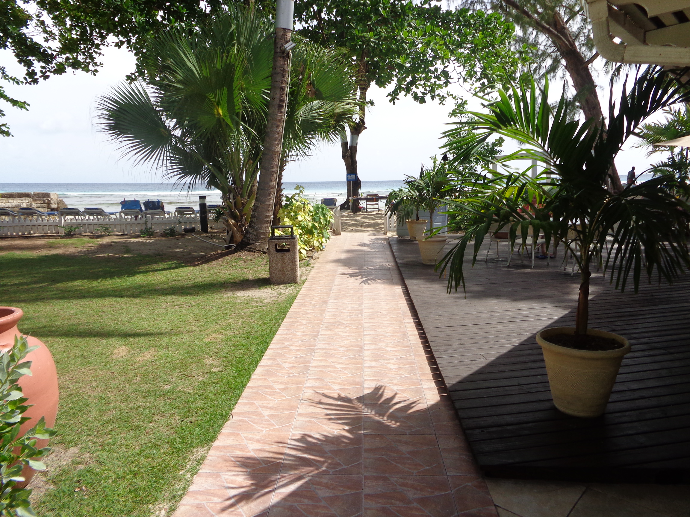 Savannah Beach Club by null