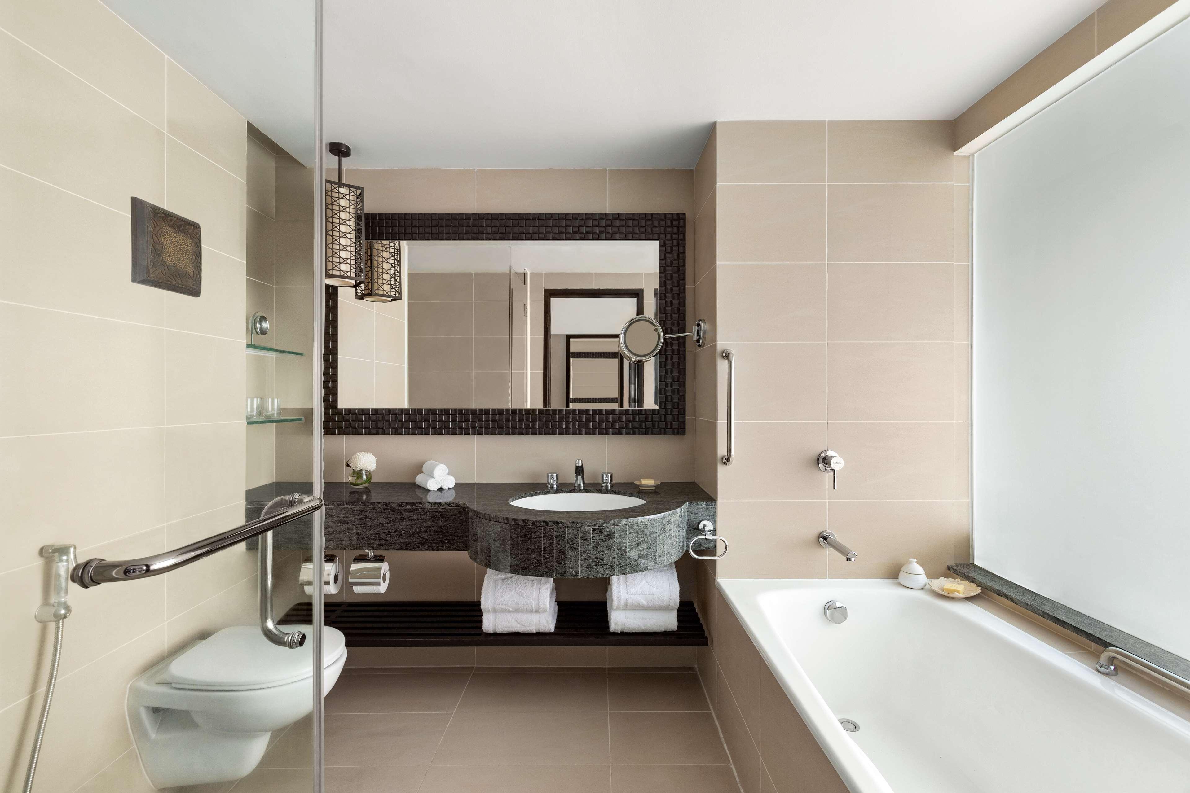 Shangri-La Tanjung Aru by null