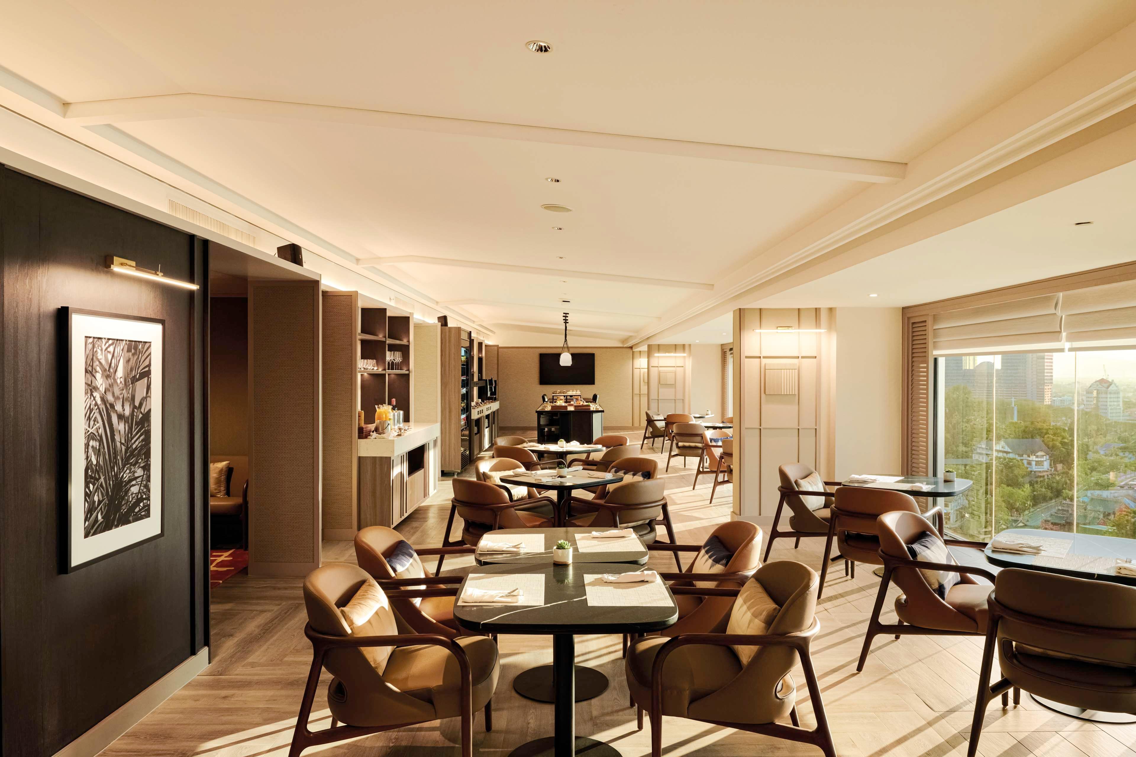 Hilton Kuching by null