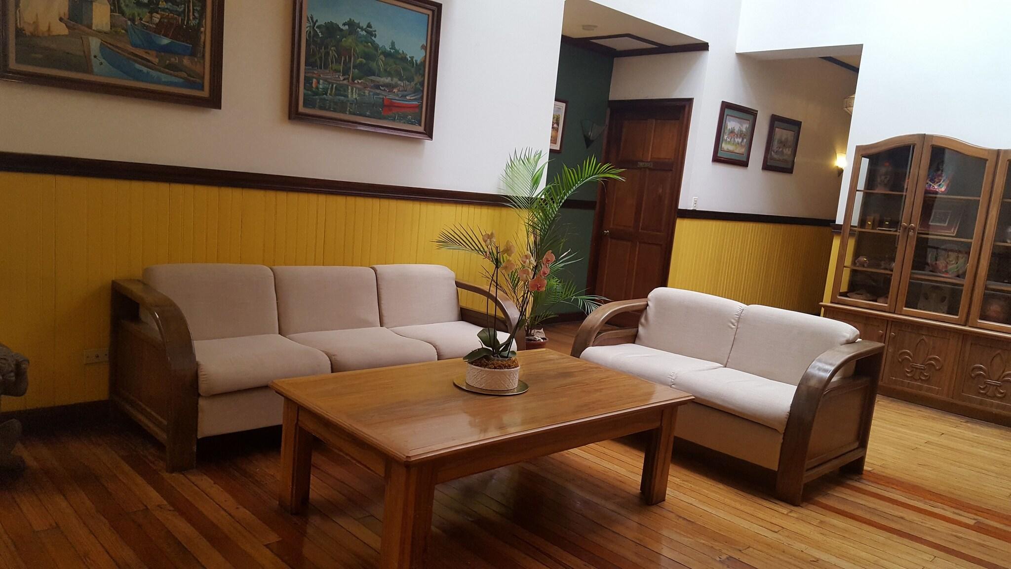 Fleur De Lys Hotel by null