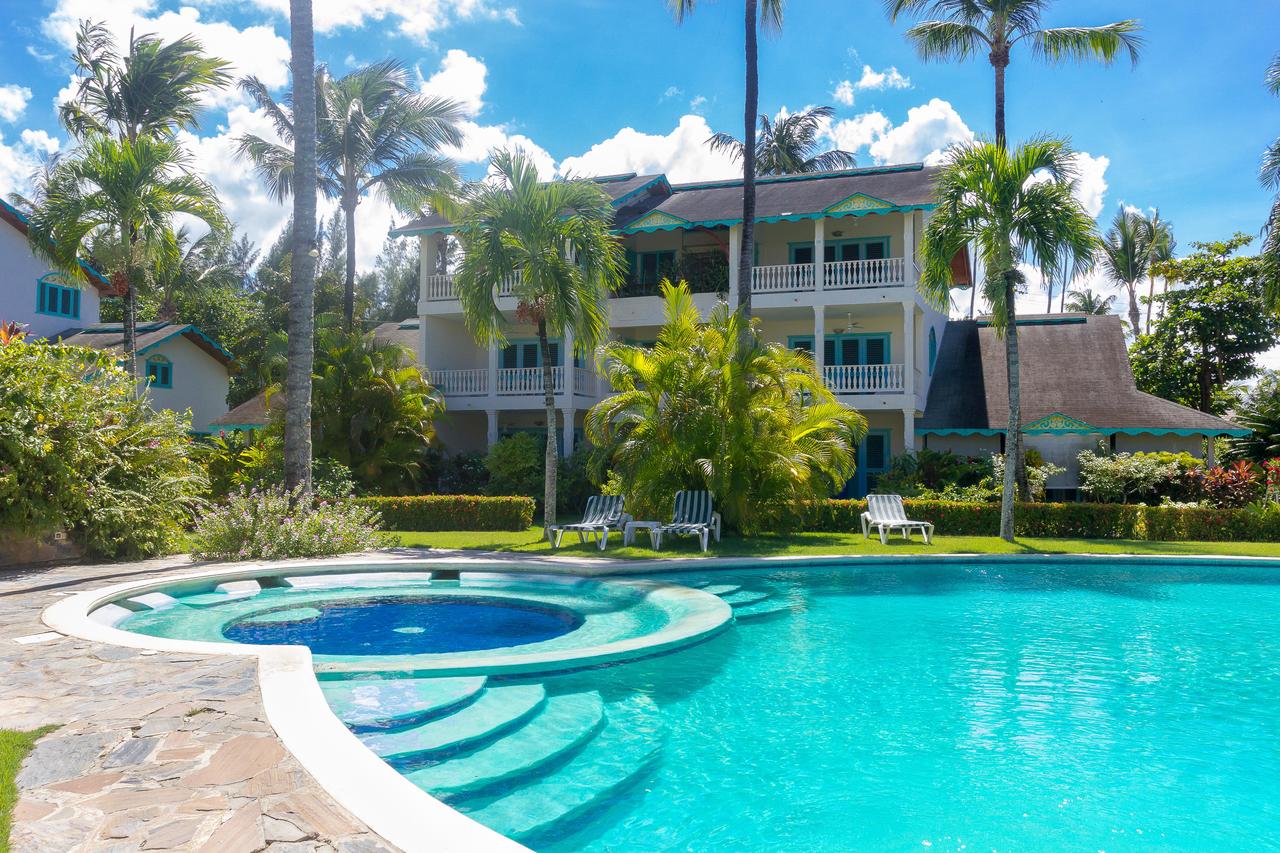 Hotel Playa Colibri by null