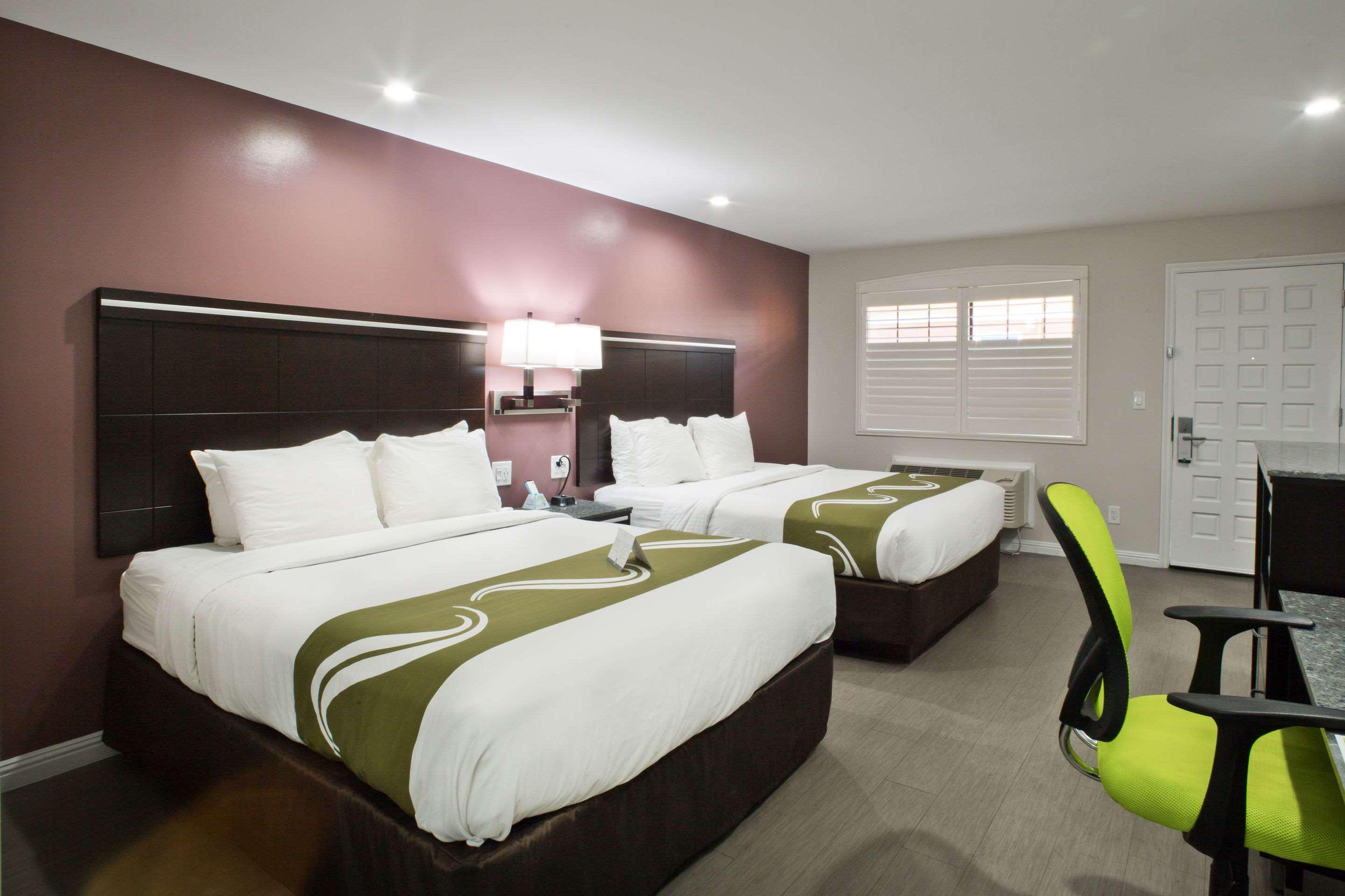 Bay Area Inn & Suites