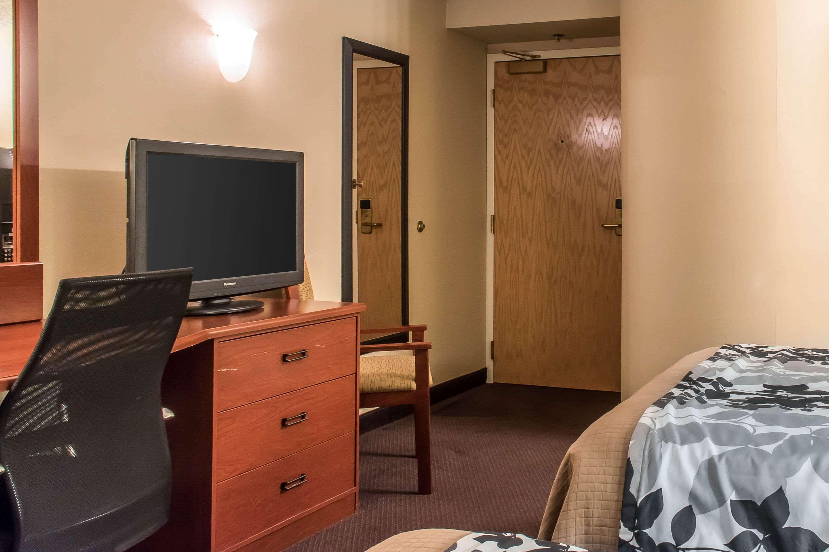 Sleep Inn & Suites Of Lancaster County