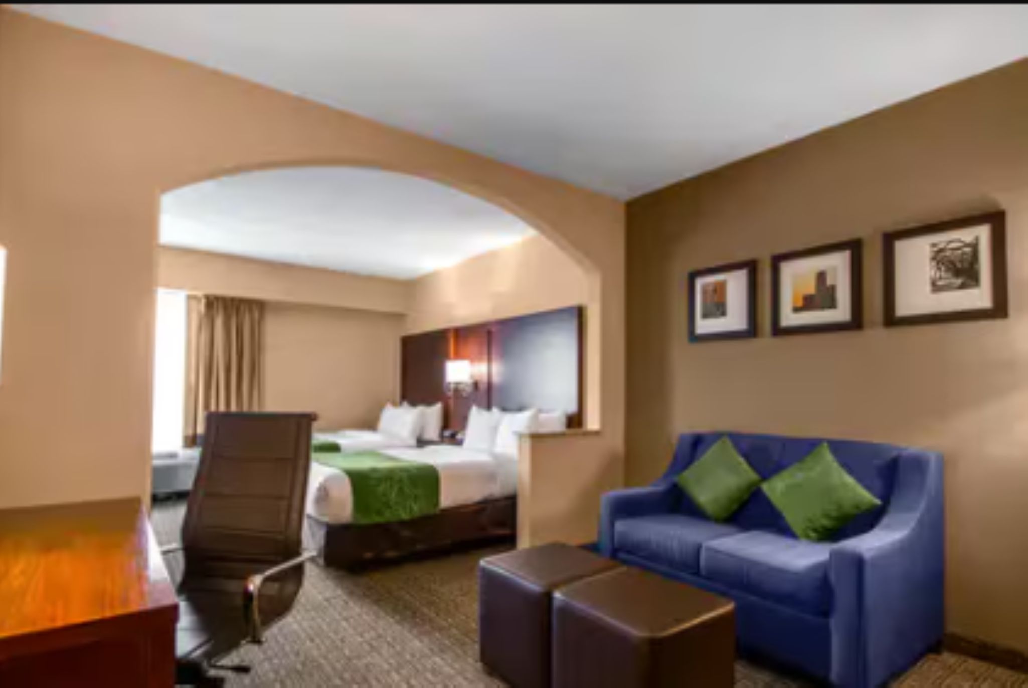 Comfort Suites at Woodbridge