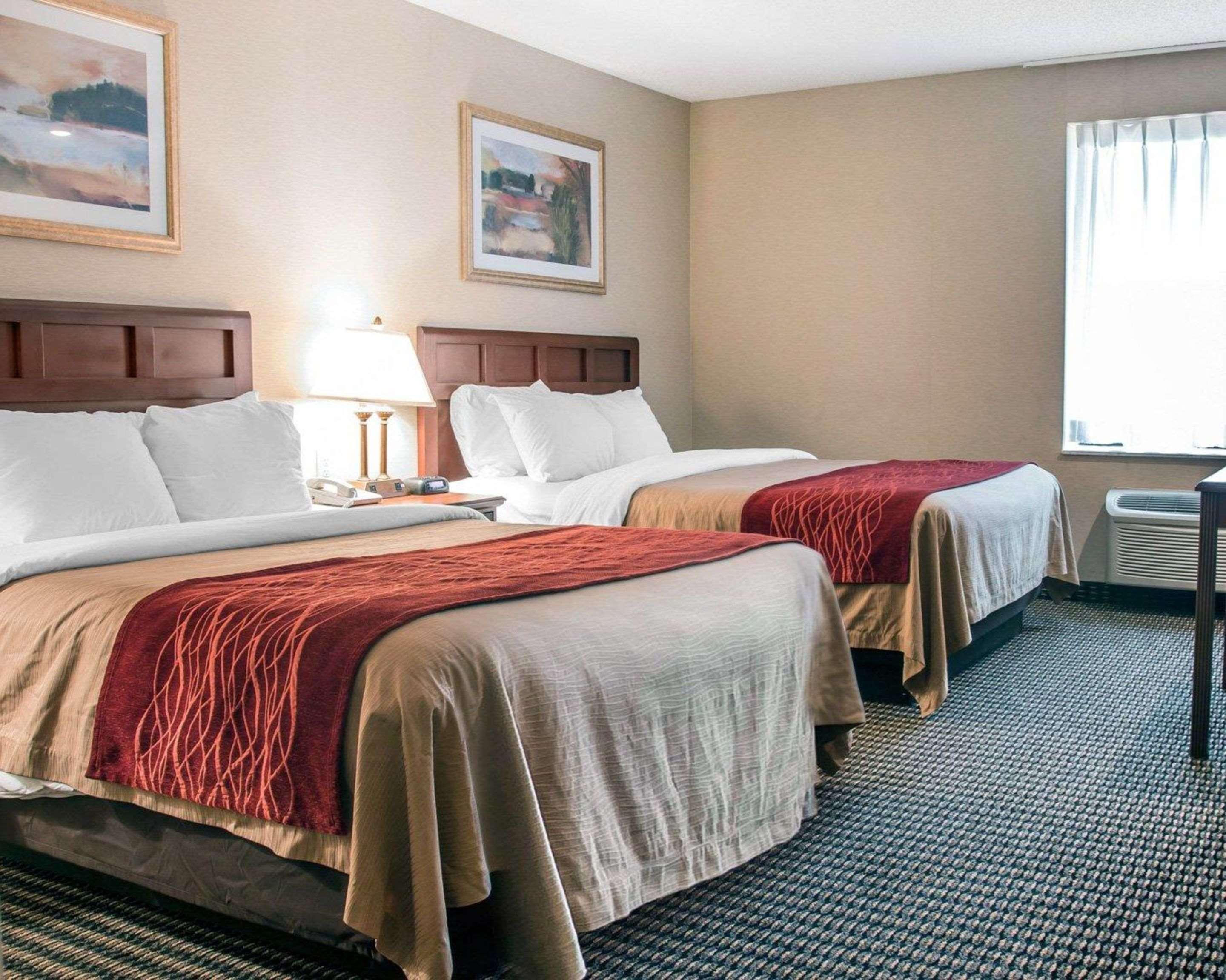 Wingate by Wyndham Livonia