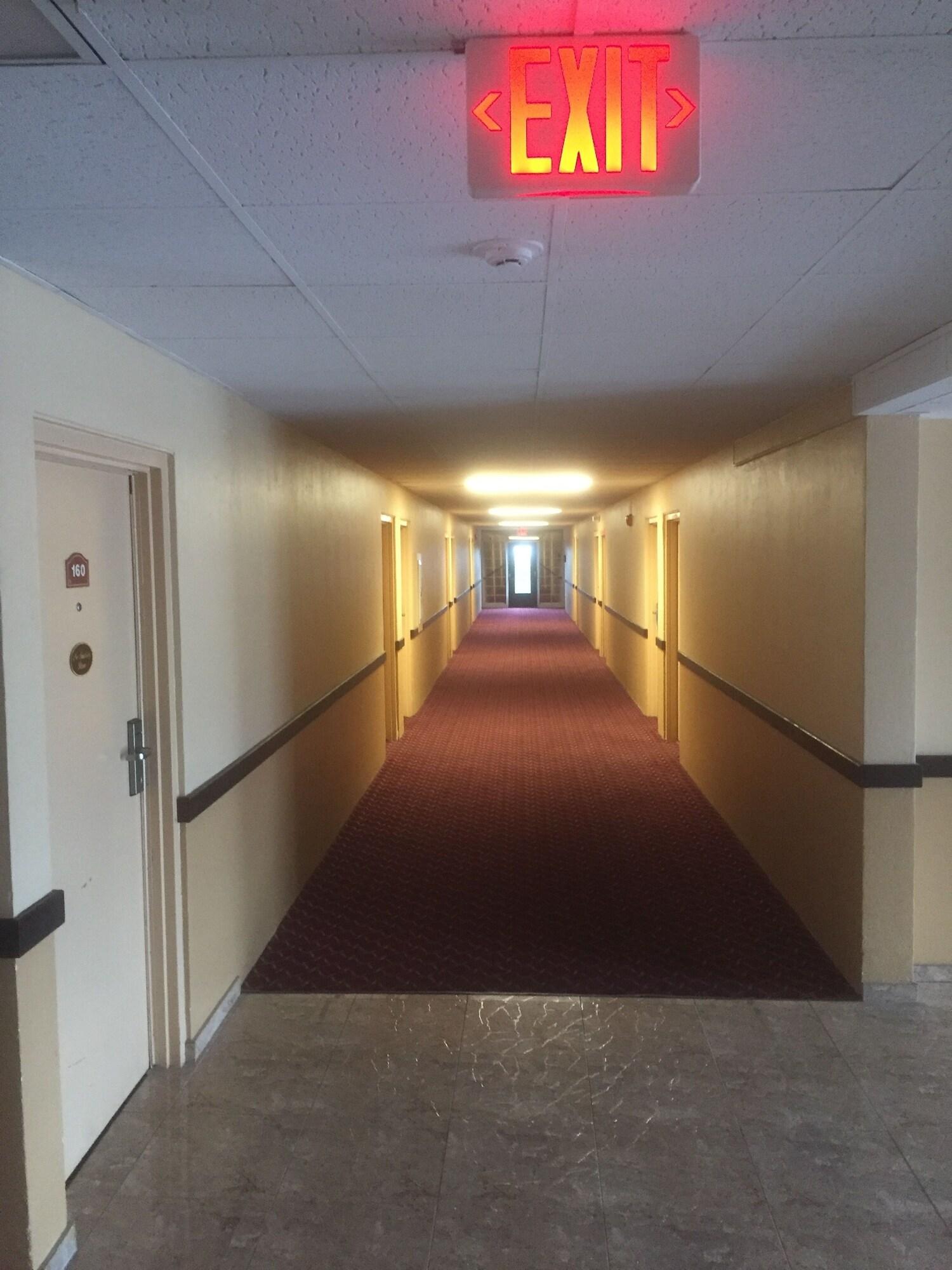 Rodeway Inn Cedar Point South