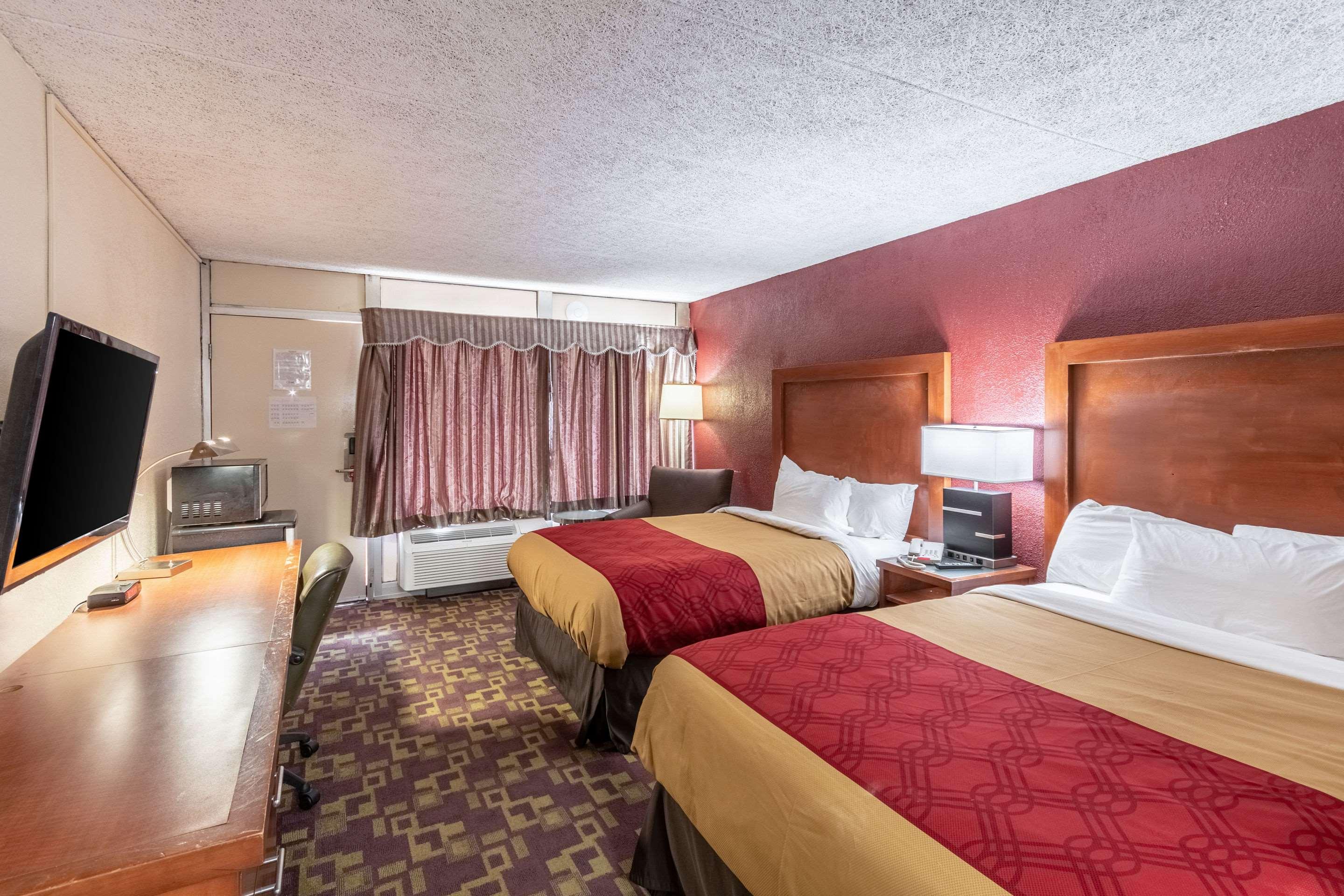 Econo Lodge (Zanesville)