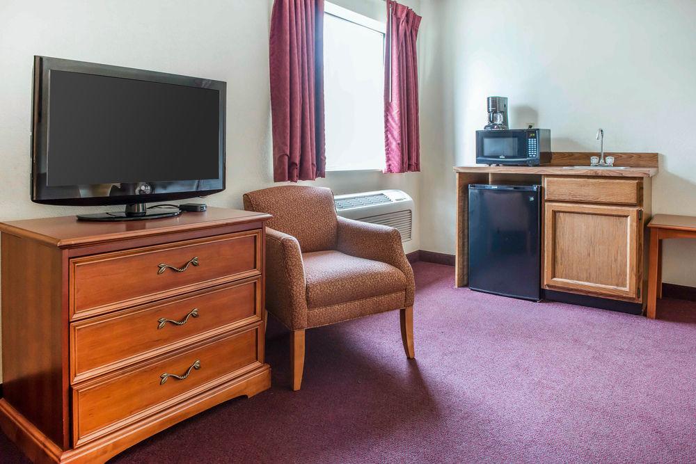 Quality Inn New Castle