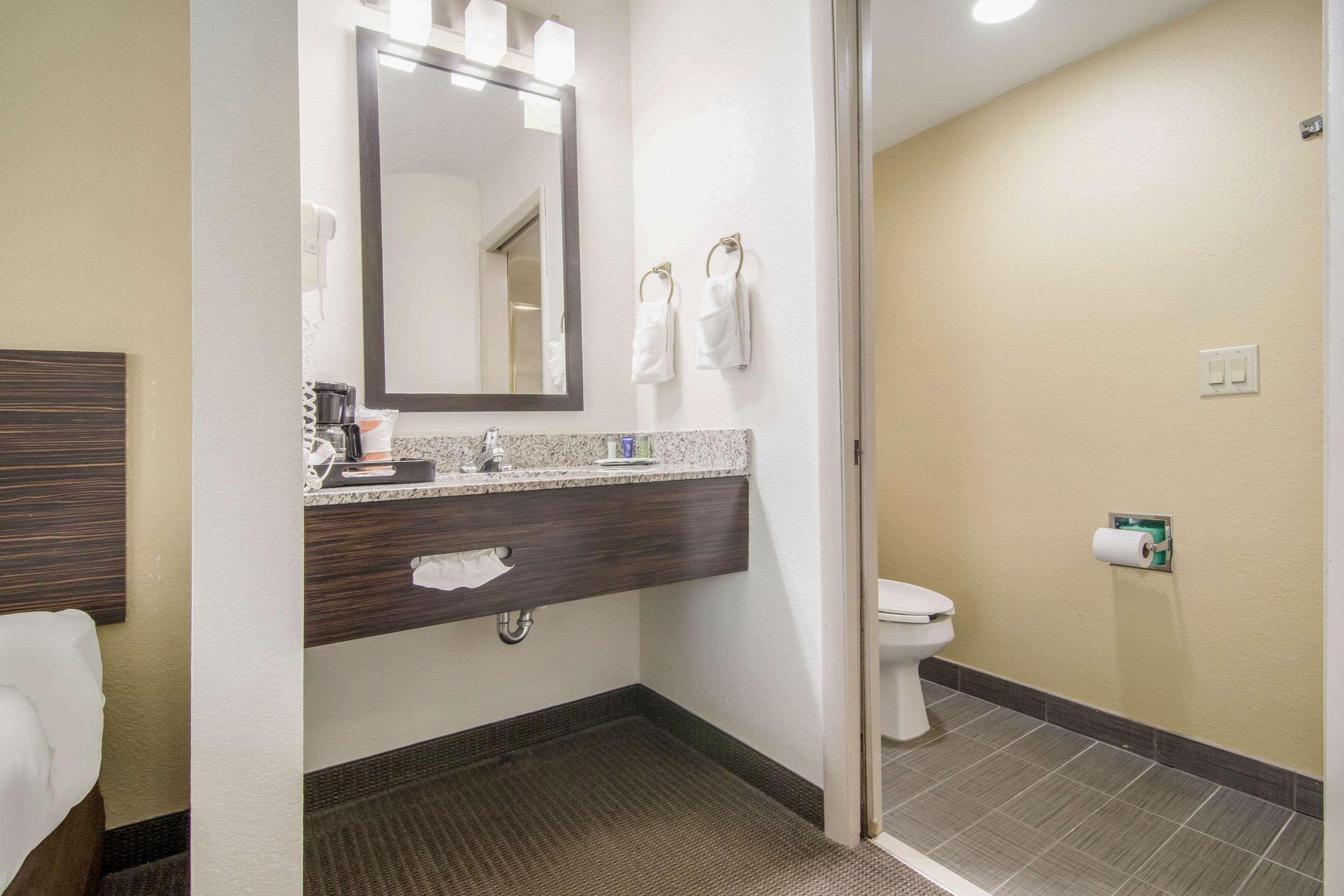  Sleep Inn Henderson I-85
