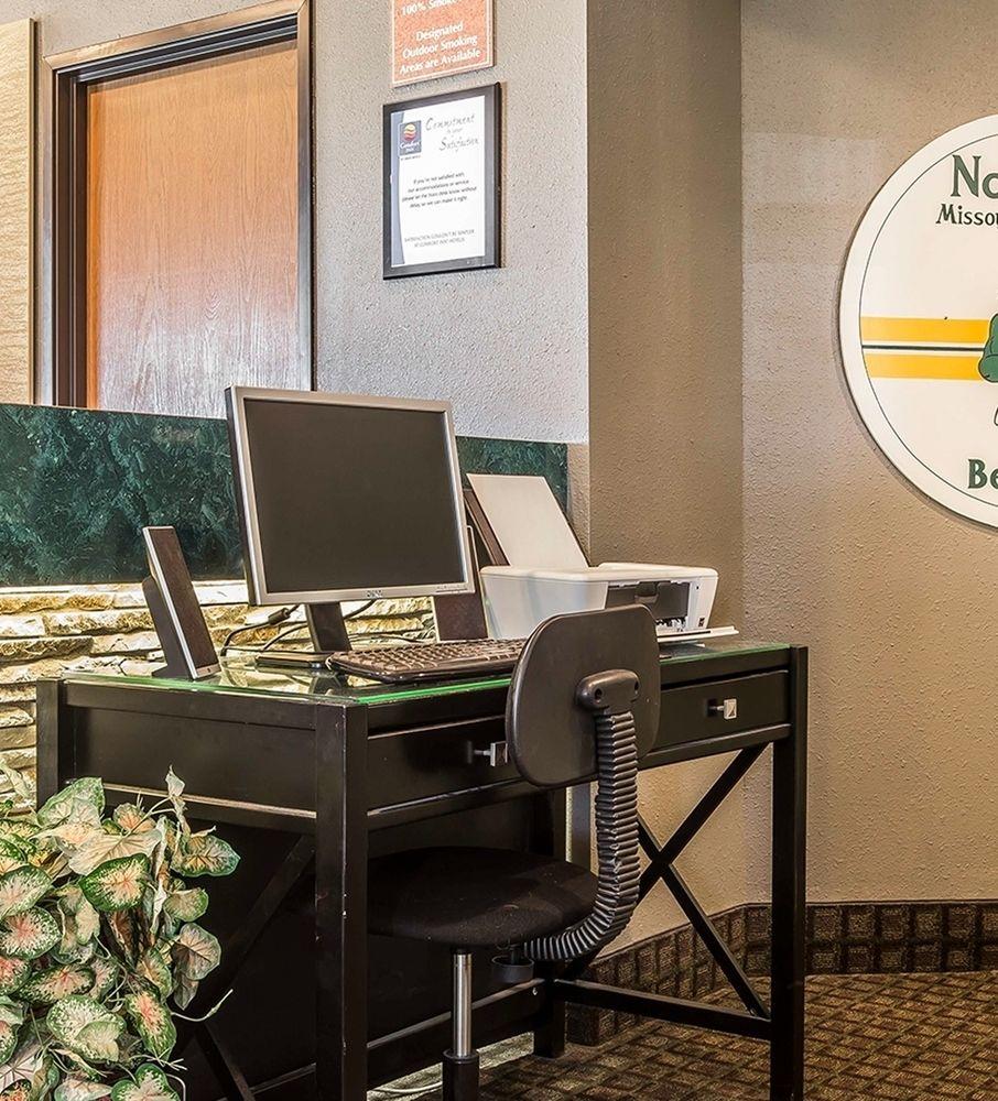 Bearcat Inn And Suites
