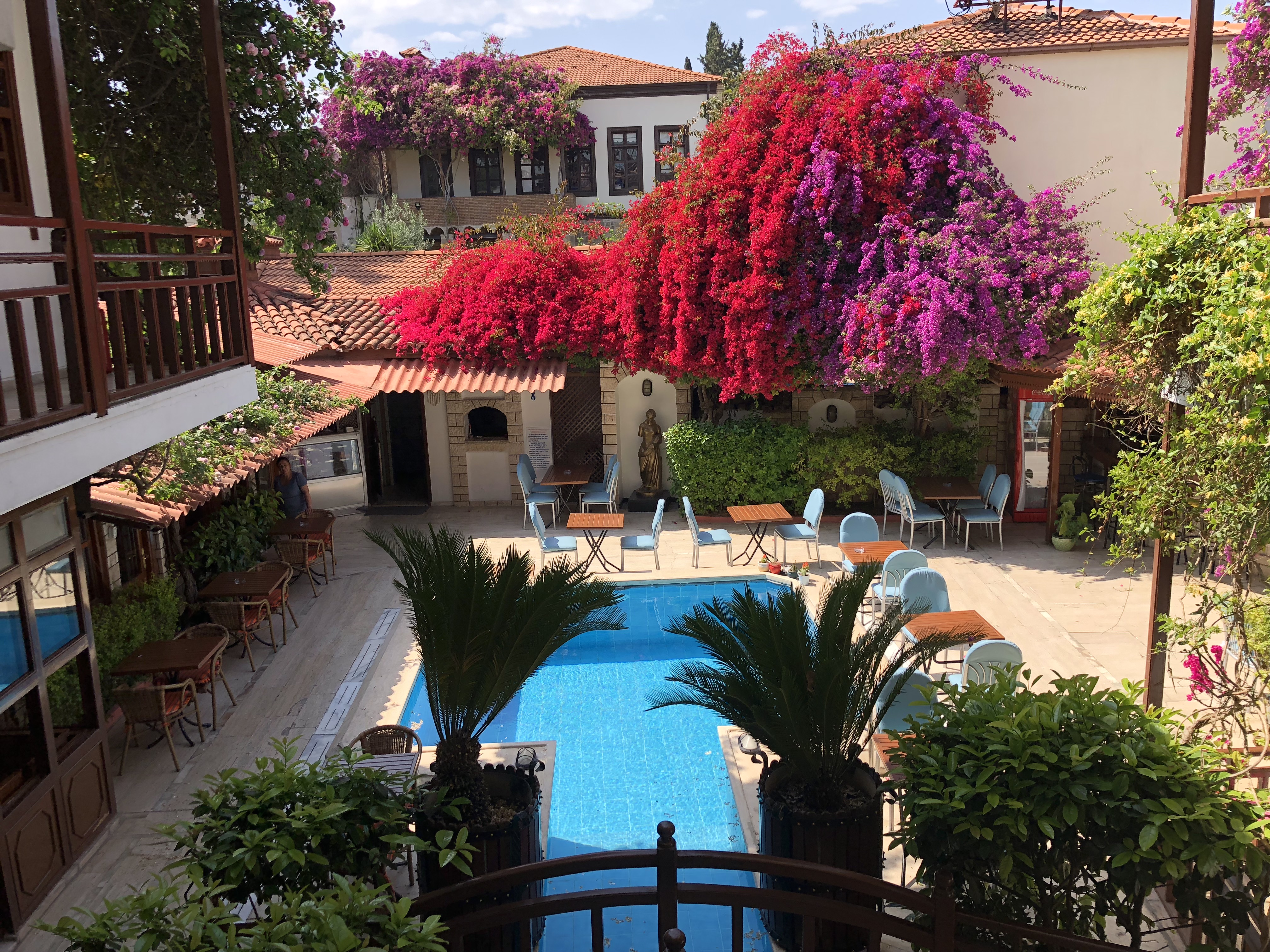 Karyatit hotel Kaleici