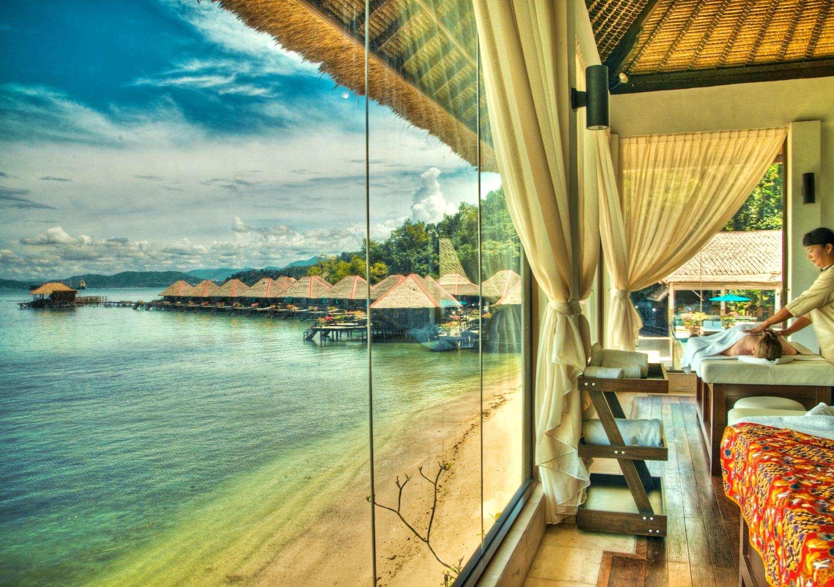 Gayana Marine Resort by null