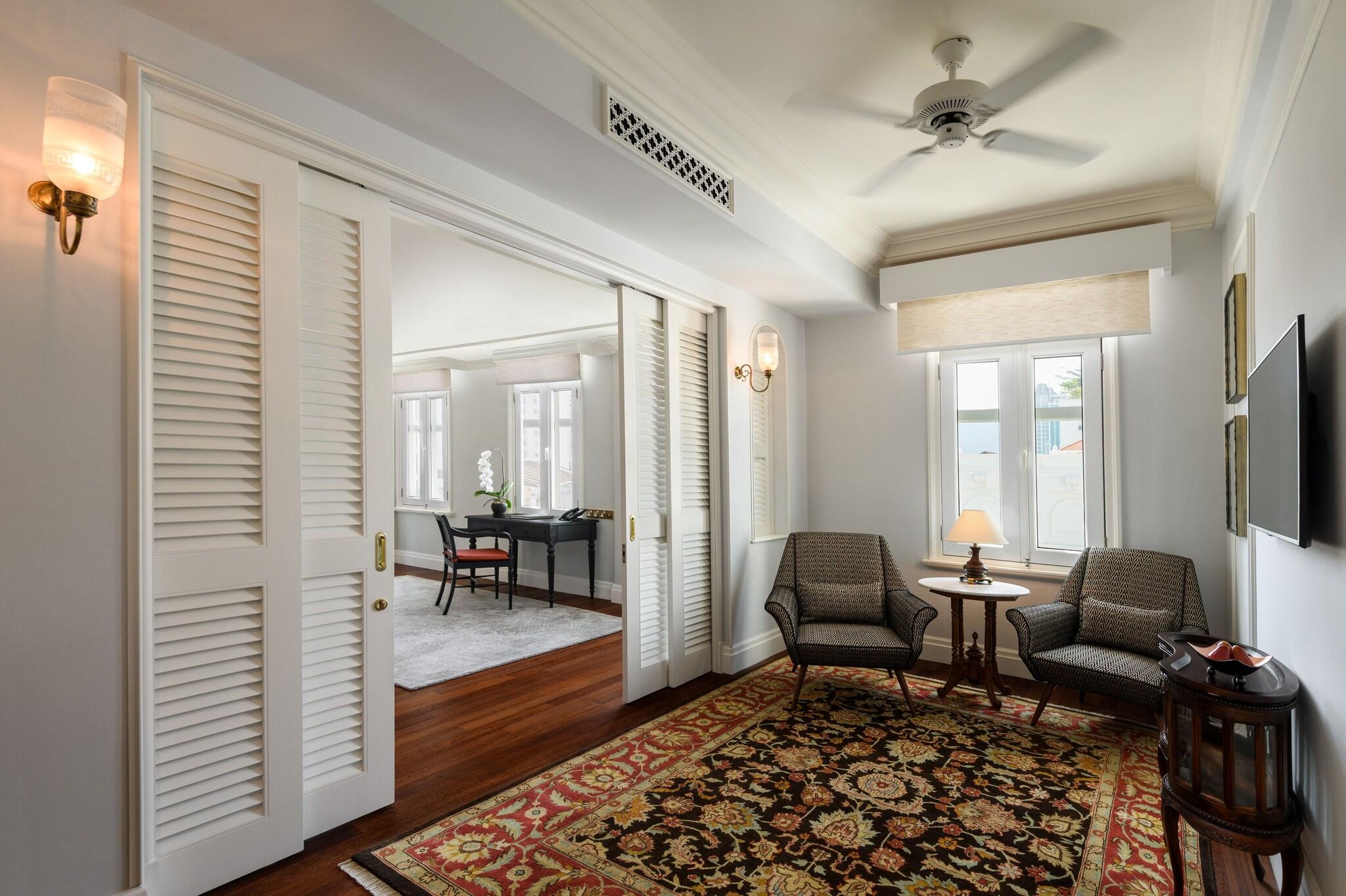 Eastern & Oriental Hotel by null