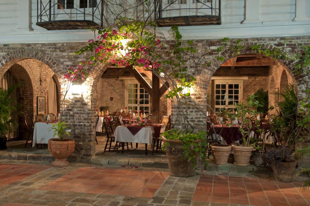 Copper & Lumber Store Hotel by null