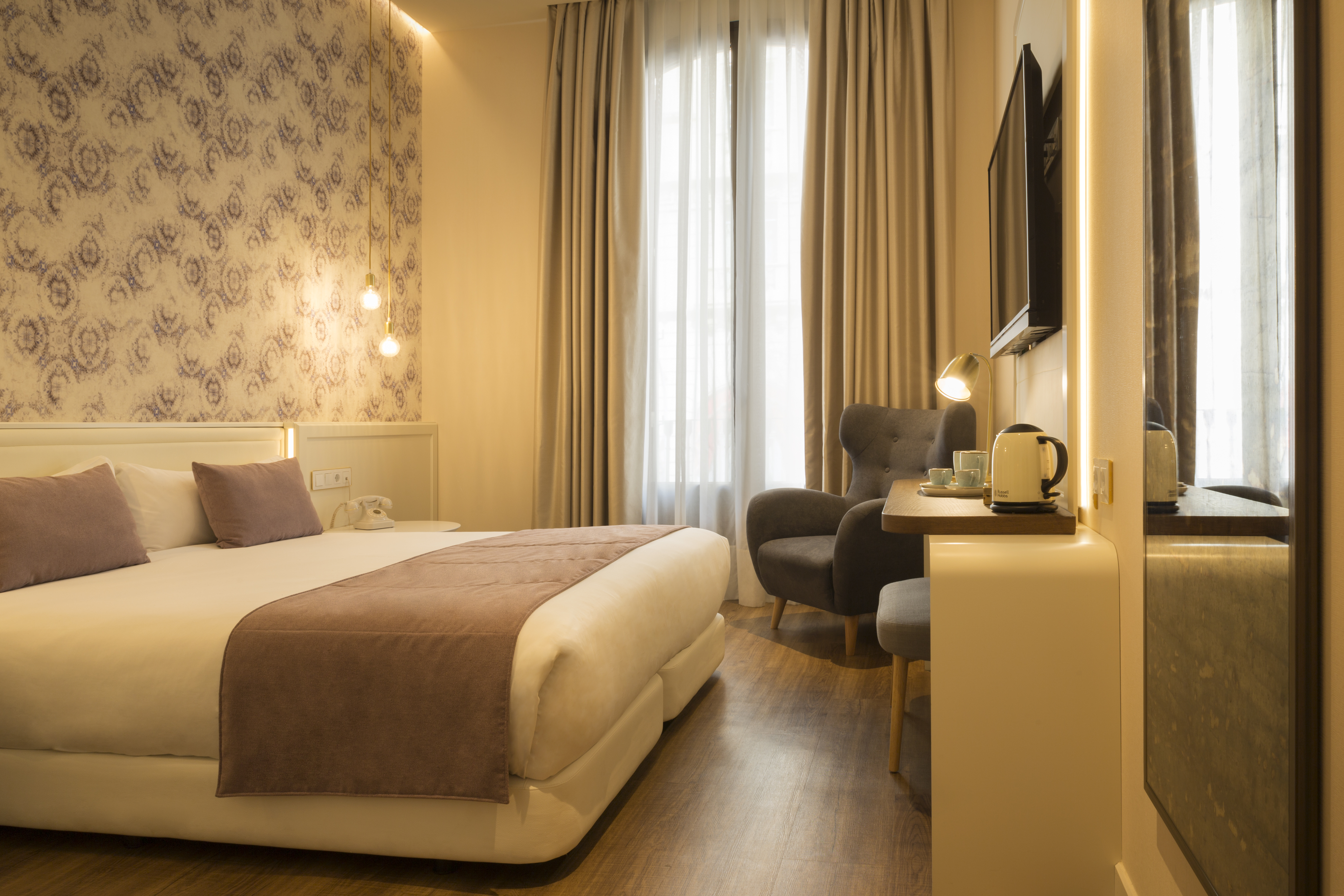 Icon BCN Room Type - DOUBLE INNER