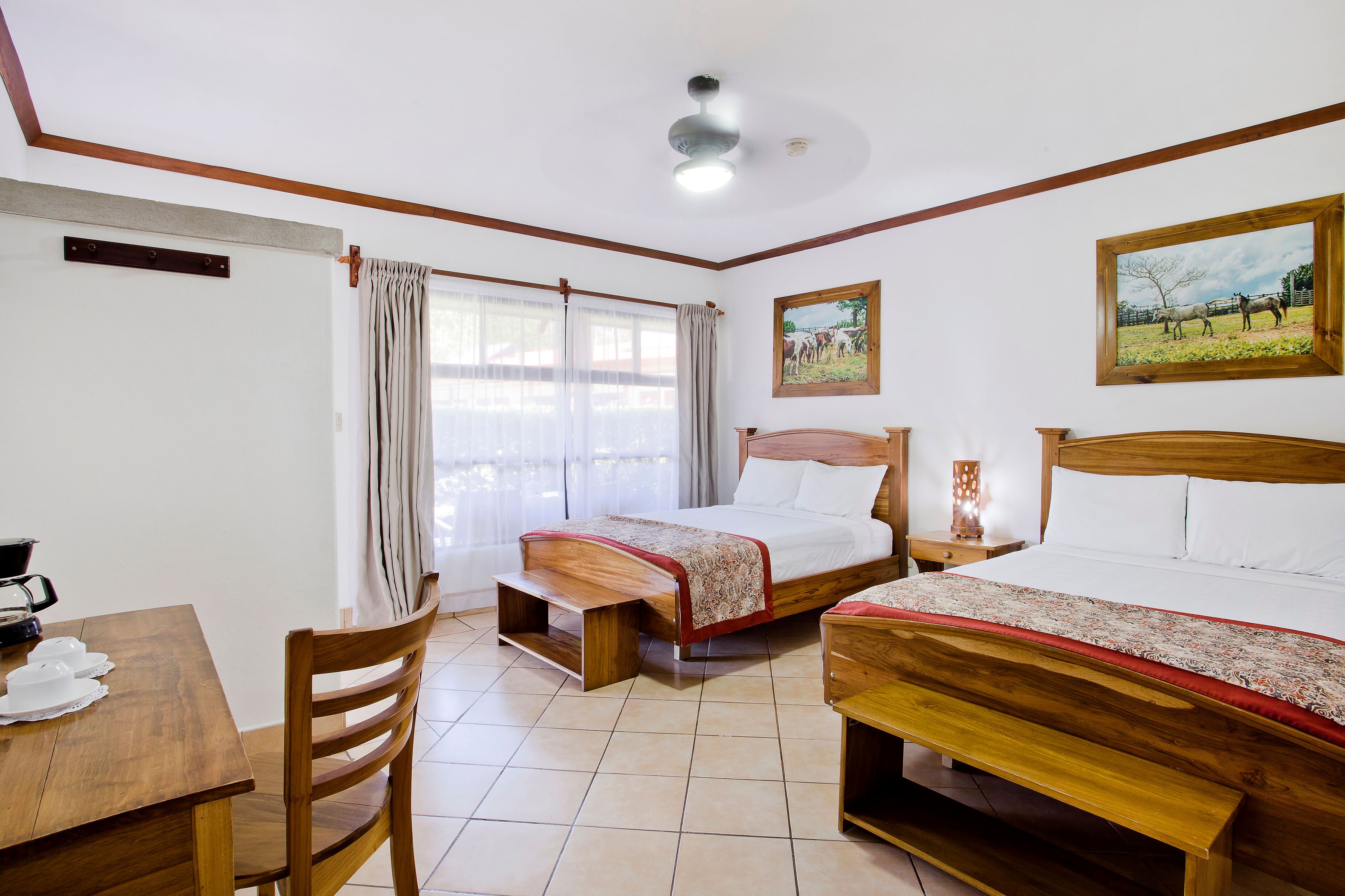 Hotel Hacienda Guachipelin