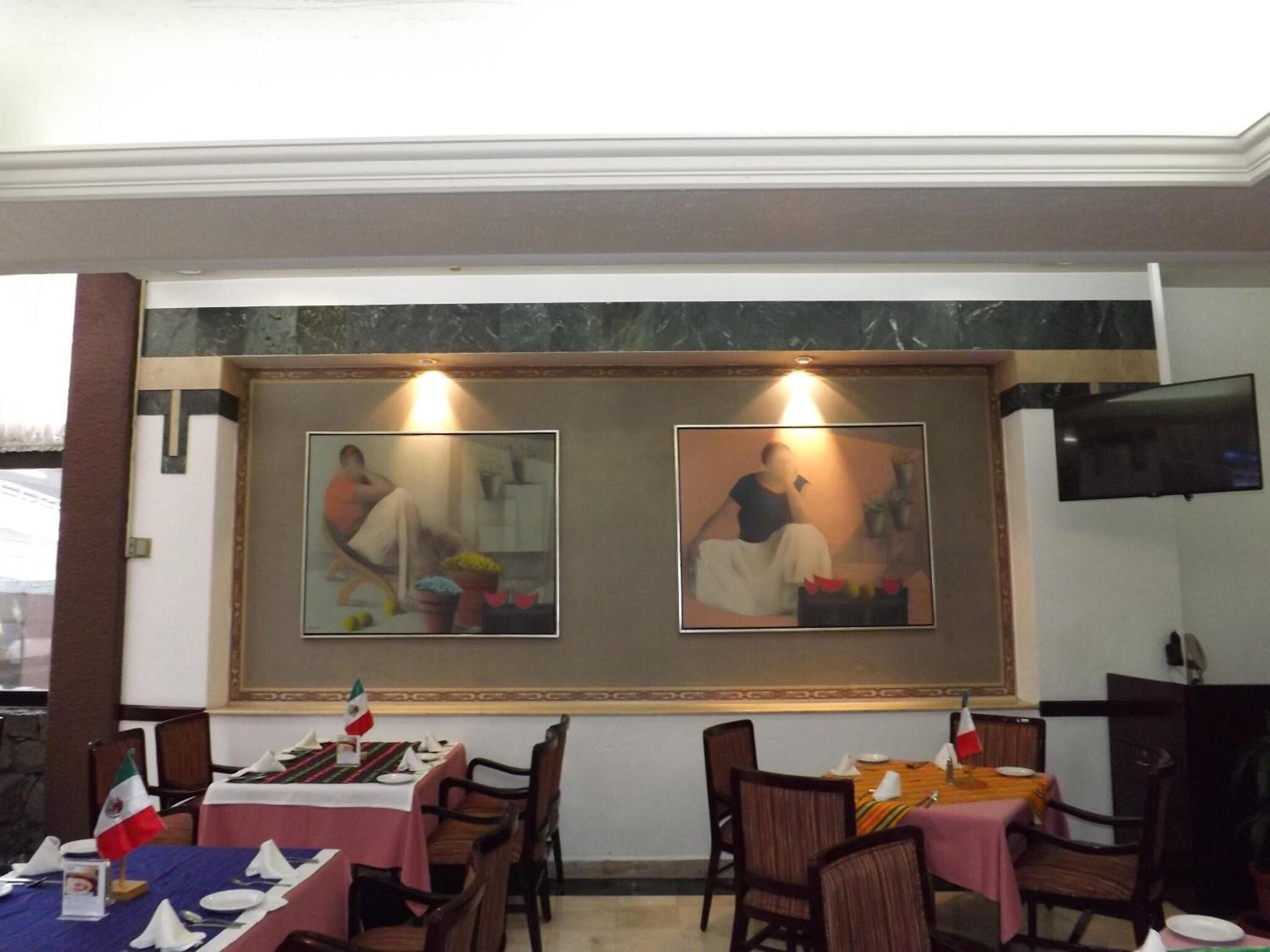 Pedregal Palace