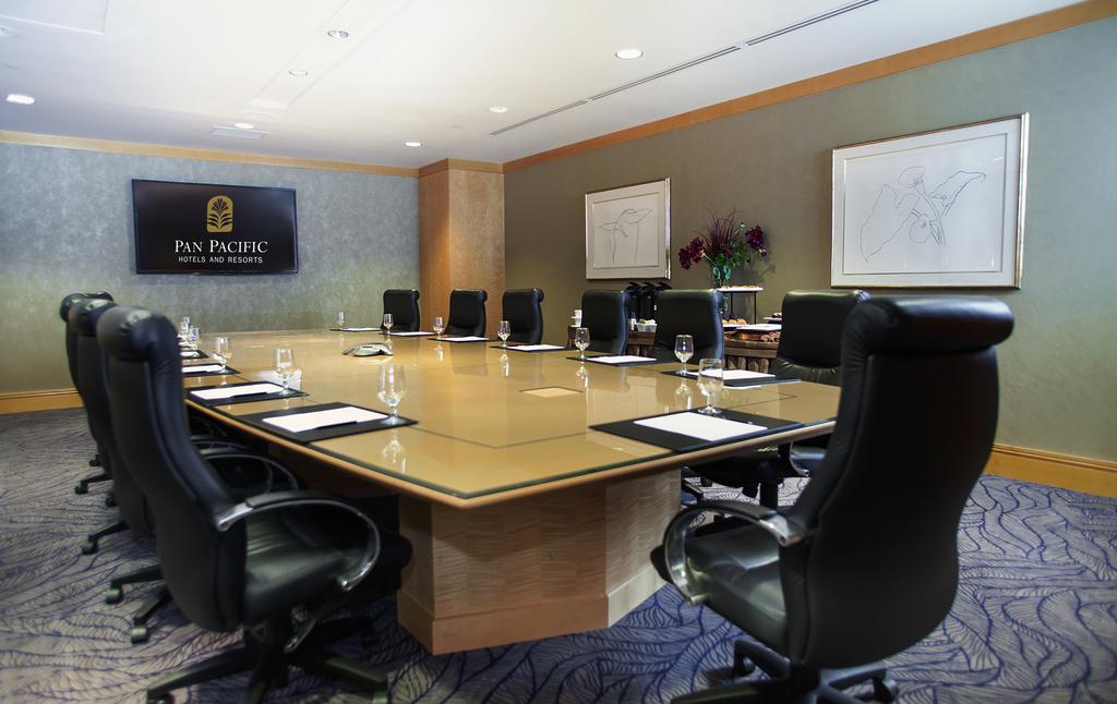 Pan Pacific Vancouver by null