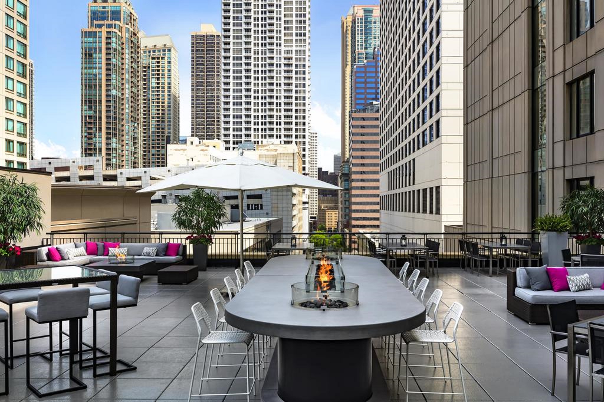The Gwen, a Luxury Collection Hotel, Michigan Avenue Chicago image