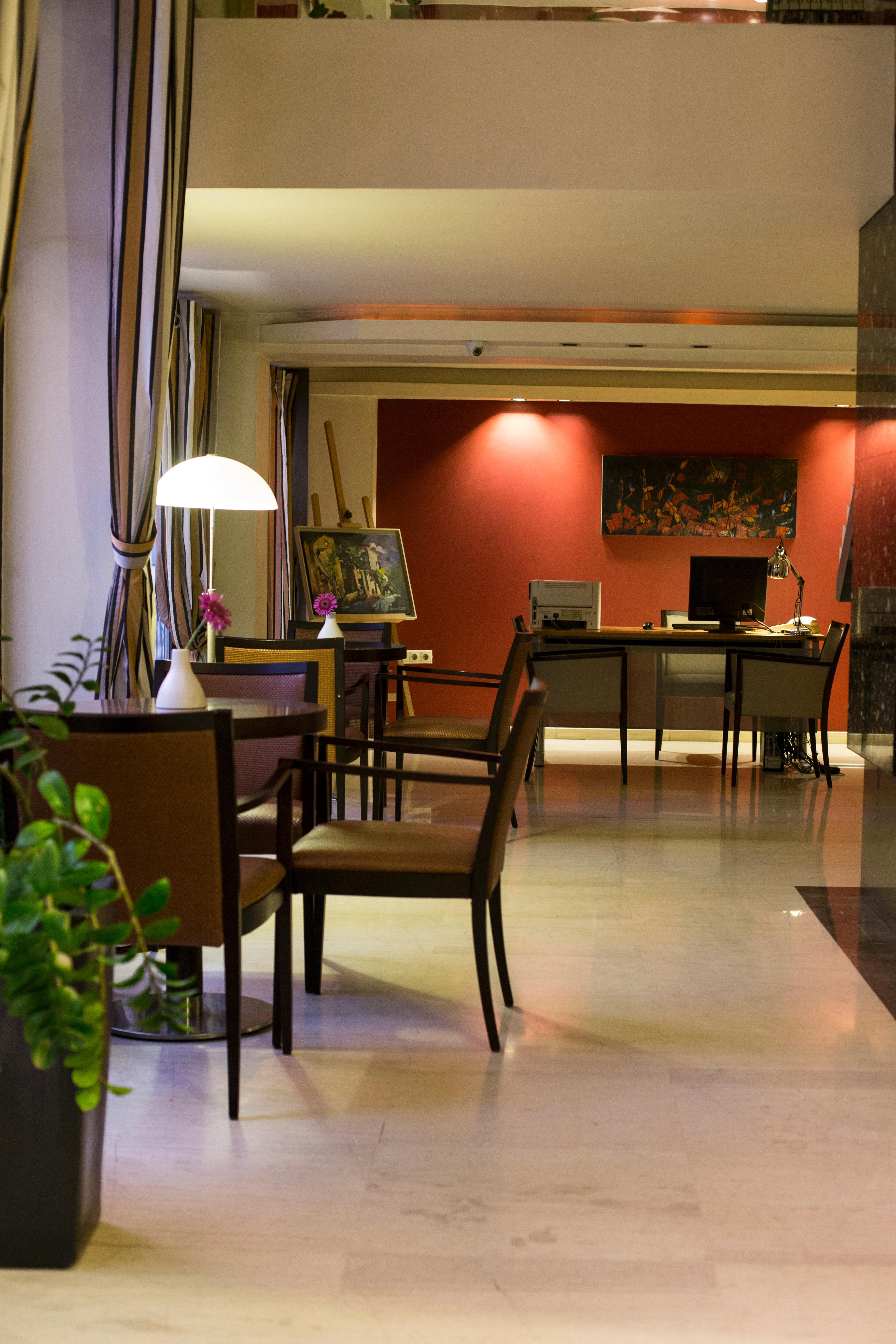 Davitel Tobacco - photo