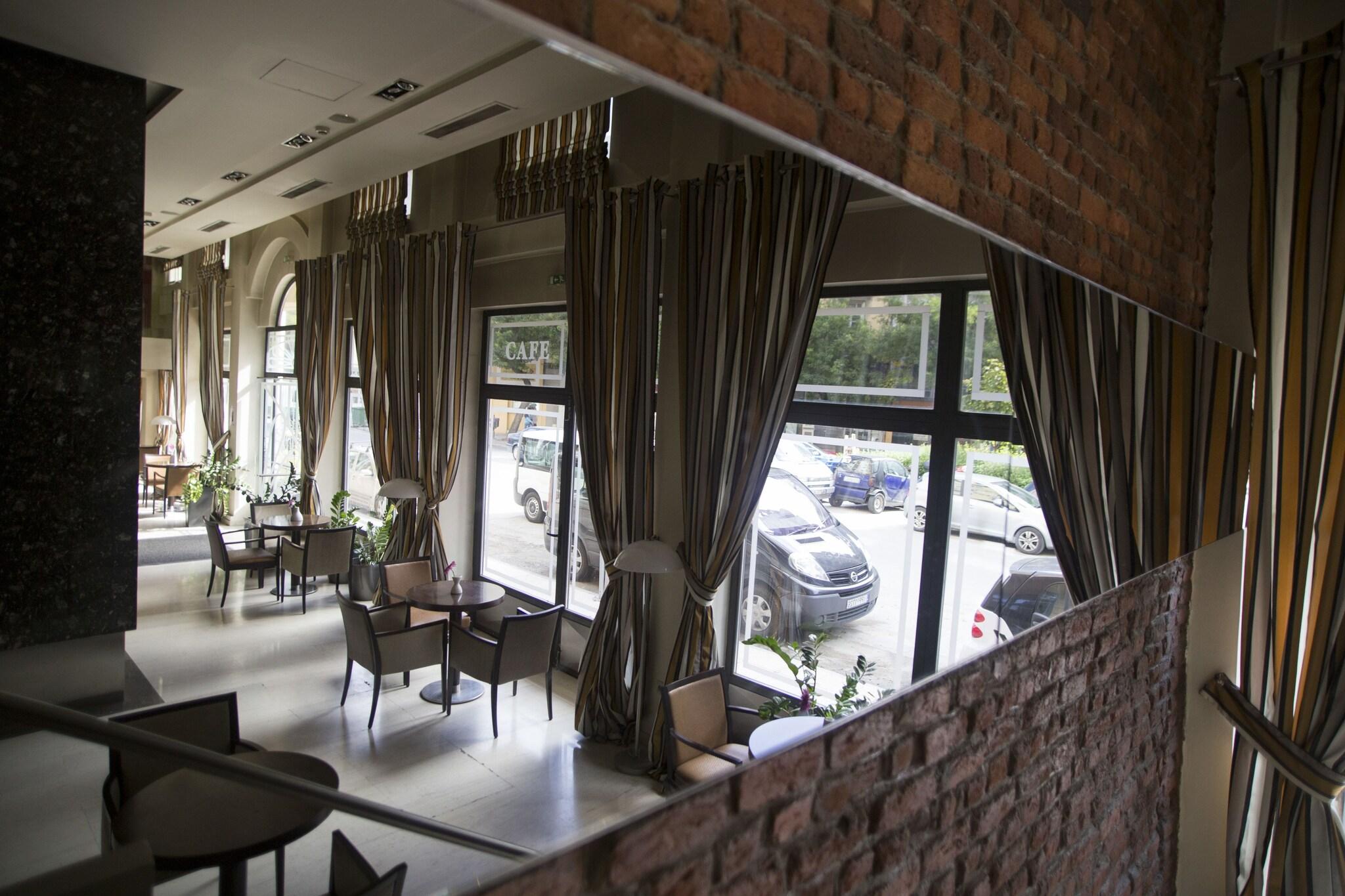 Davitel Tobacco - photo