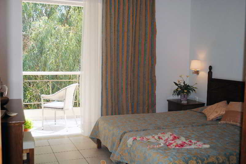 Maritas Apartments