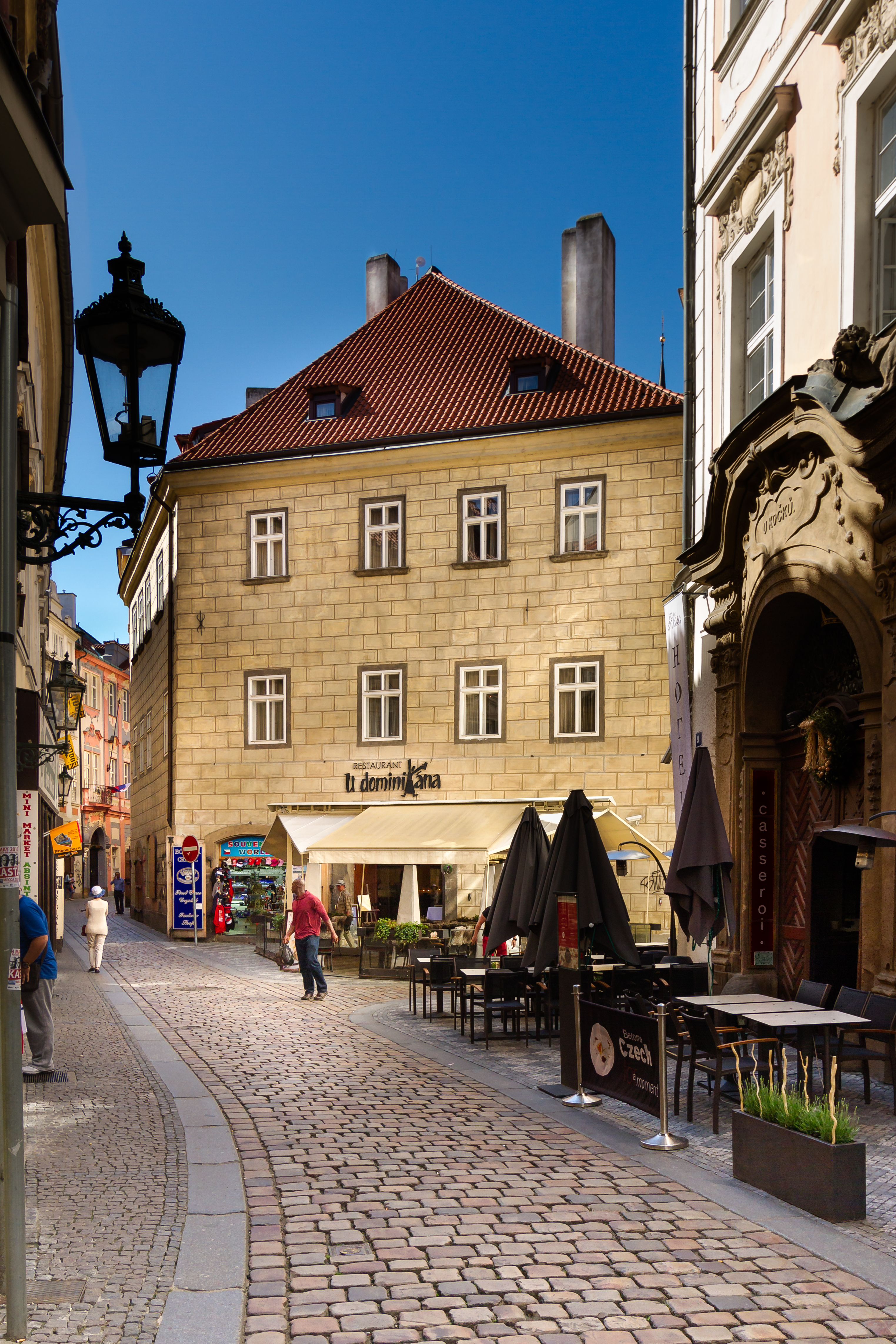 The Dominican - photo